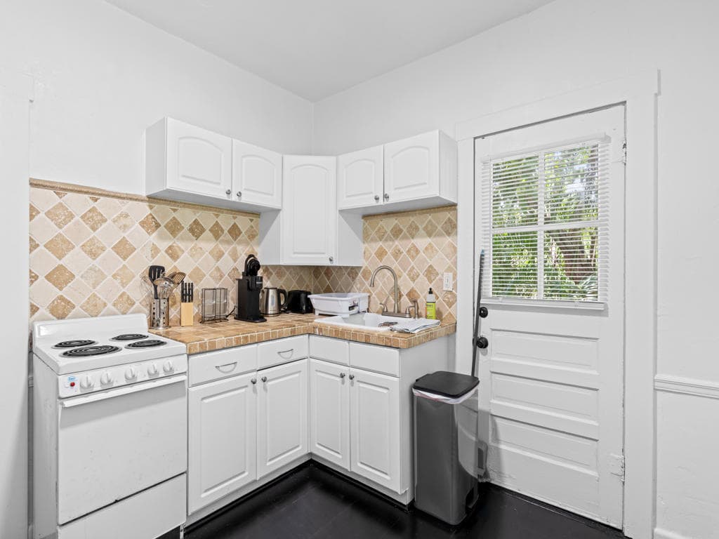 333 Marlborough Road, West Palm Beach, FL 33405 — photo 39 of 42