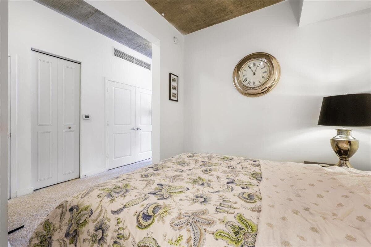 300 S Australian Avenue 717, West Palm Beach, FL 33401 — photo 14 of 40