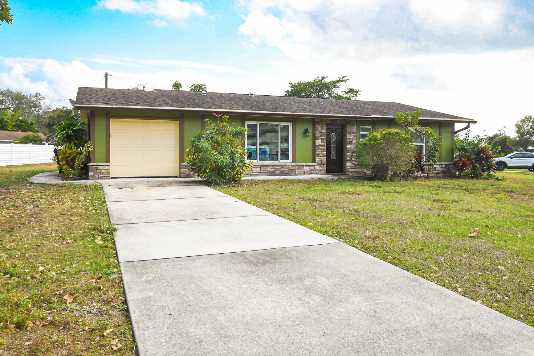 610 NW Marion Avenue, Port St. Lucie, FL 34983 — photo