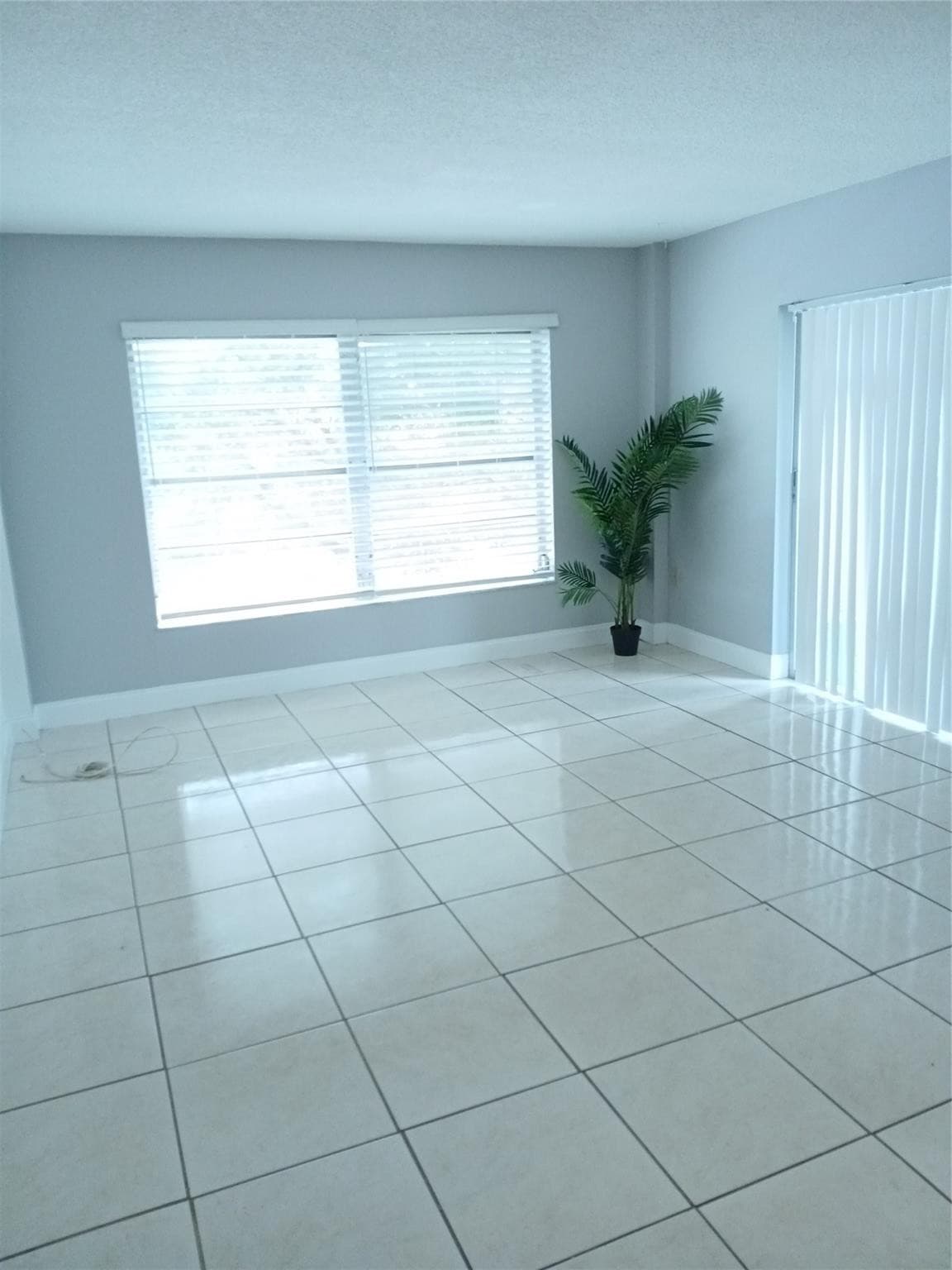 4170 Inverrary Drive 412, Lauderhill, FL 33319 — photo 9 of 18