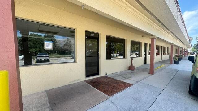 1302 SW Bayshore Boulevard, Port St. Lucie, FL 34983 — photo 2 of 5