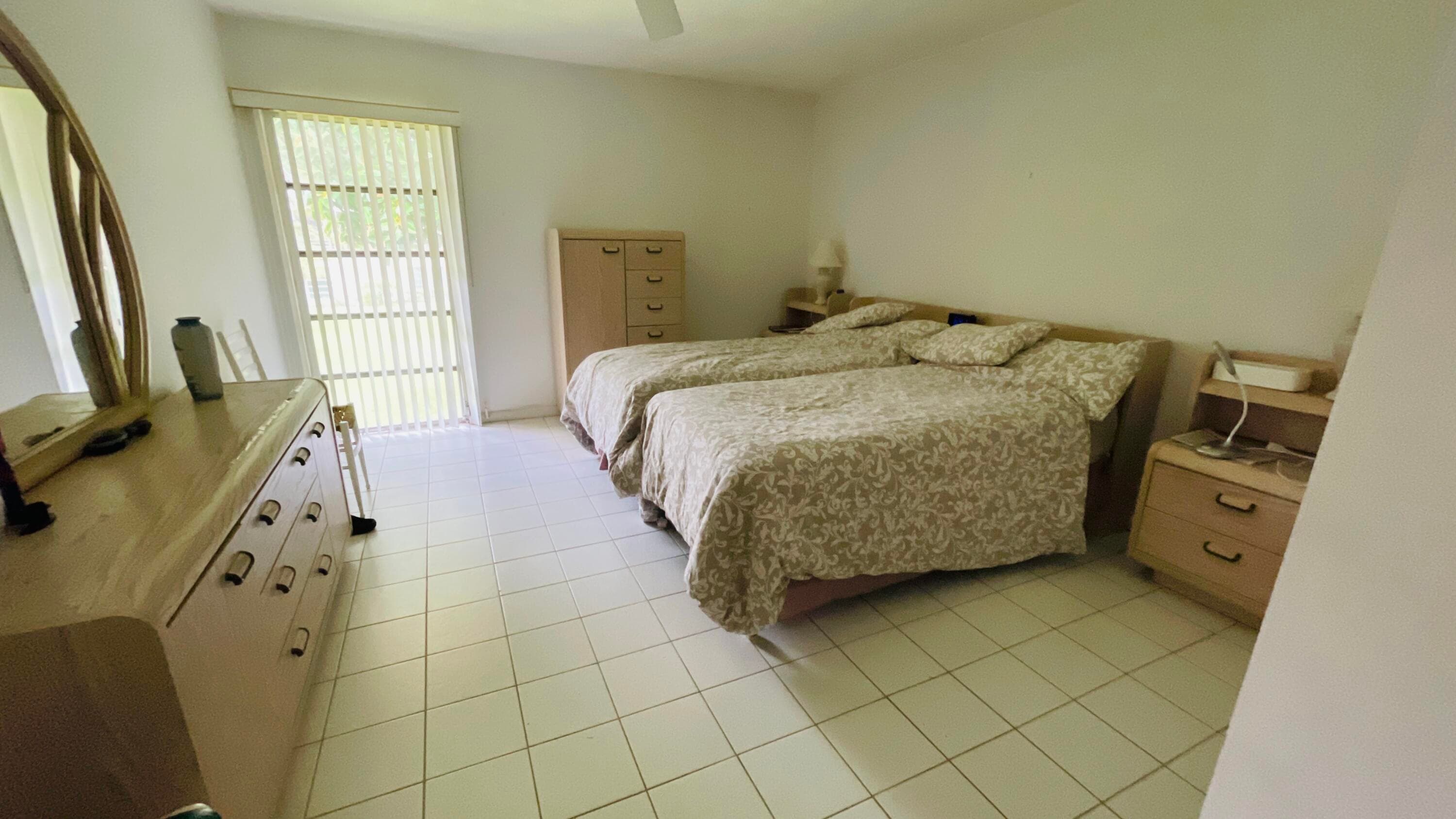 19 Golfs Edge, West Palm Beach, FL 33417 — photo 10 of 13