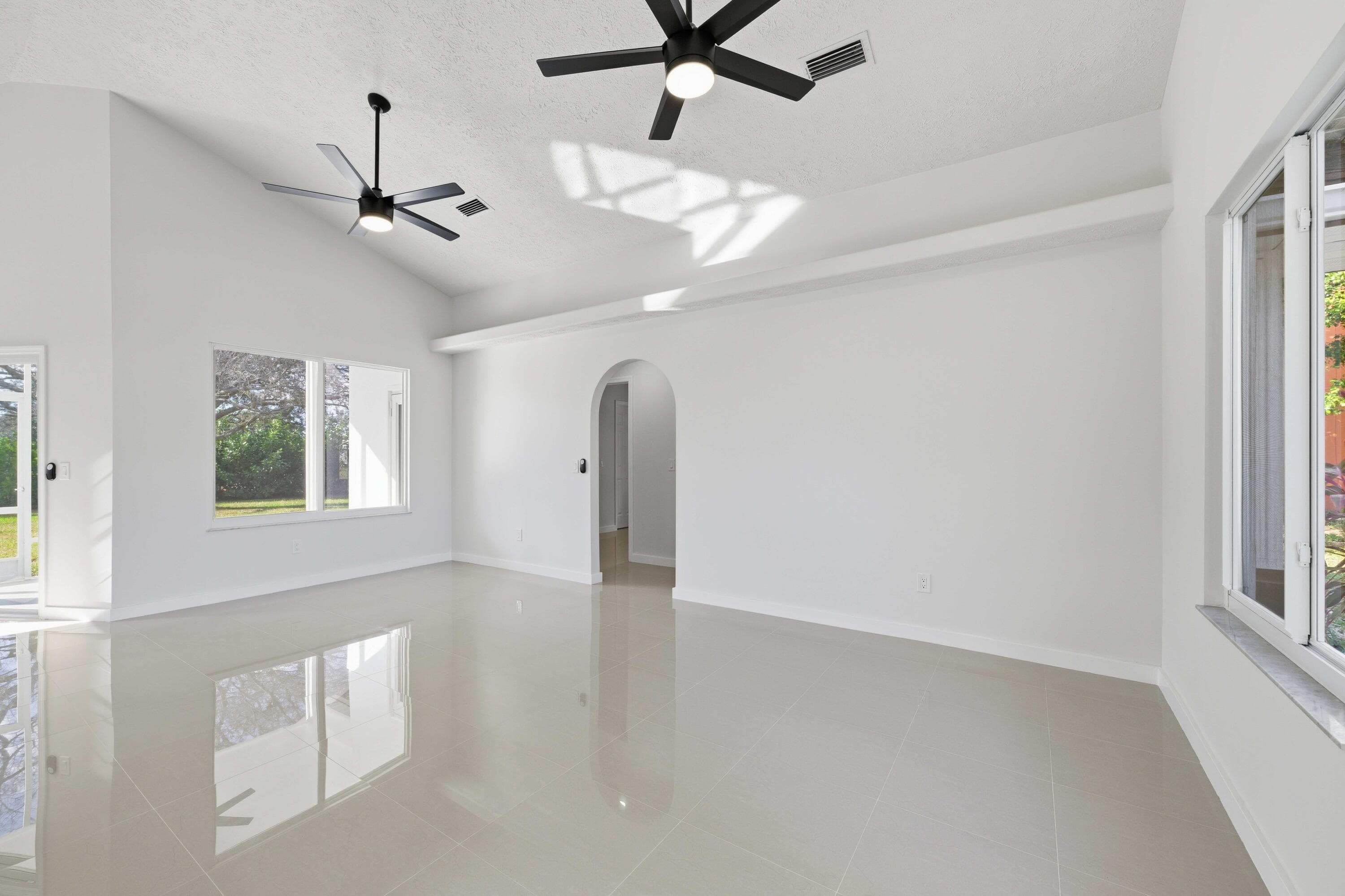 3031 SE Galt Circle, Port St. Lucie, FL 34984 — photo 8 of 38