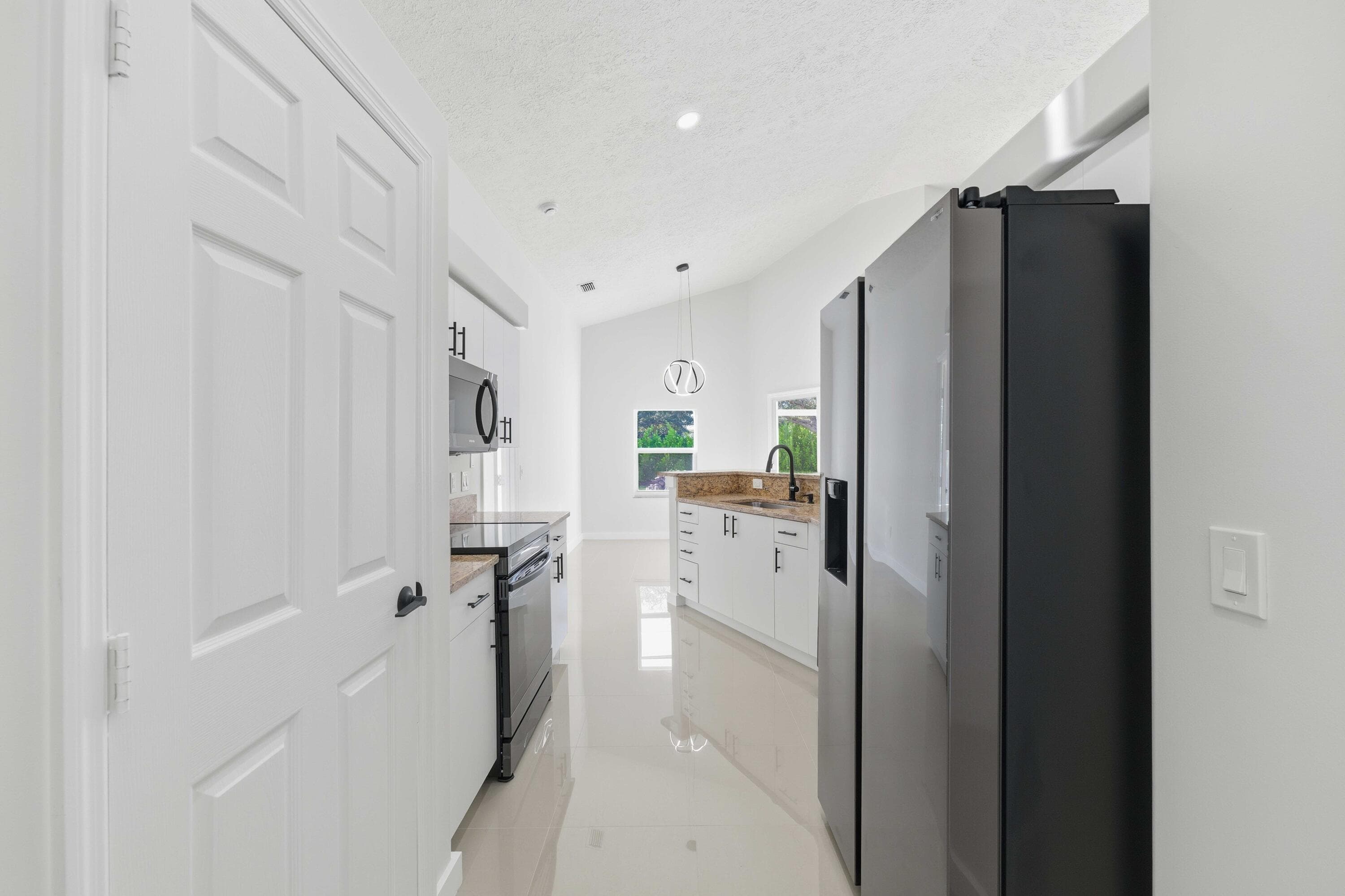 3031 SE Galt Circle, Port St. Lucie, FL 34984 — photo 15 of 38