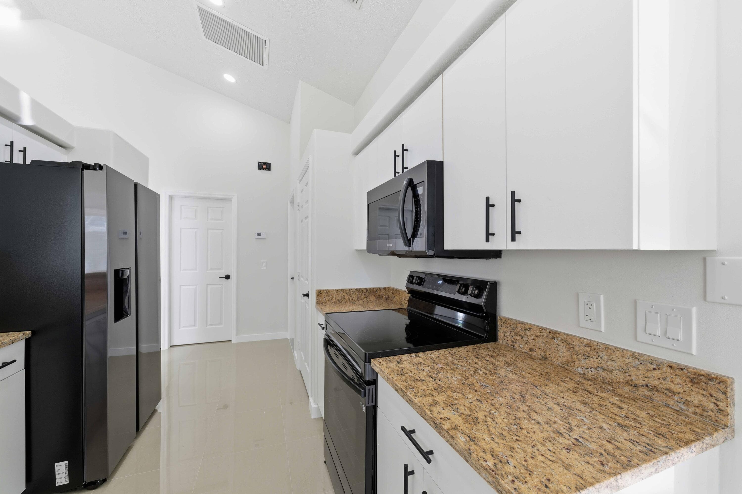 3031 SE Galt Circle, Port St. Lucie, FL 34984 — photo 16 of 38