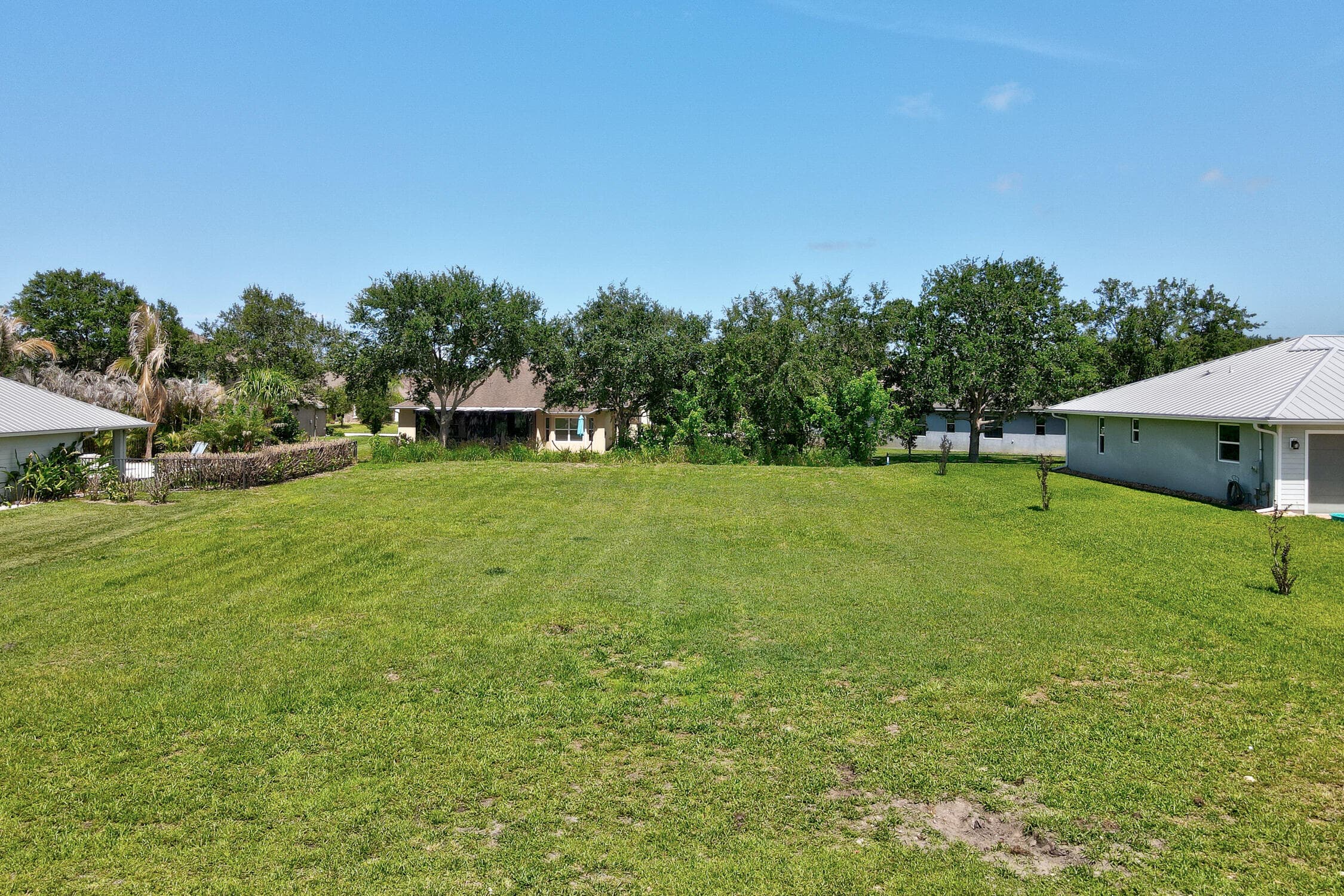 6370 Tropical Way, Vero Beach, FL 32967 — photo 2 of 15