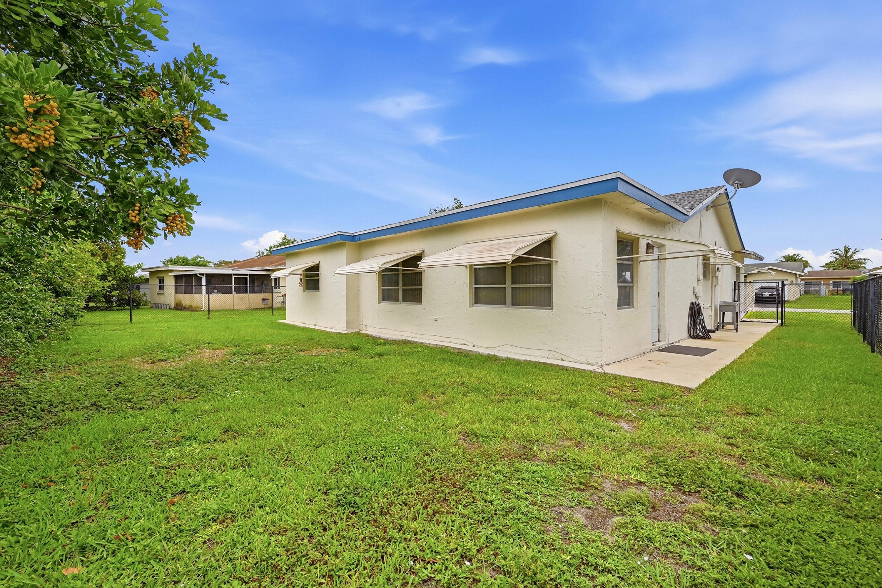 9505 NW 73rd Street, Tamarac, FL 33321 — photo 25 of 48