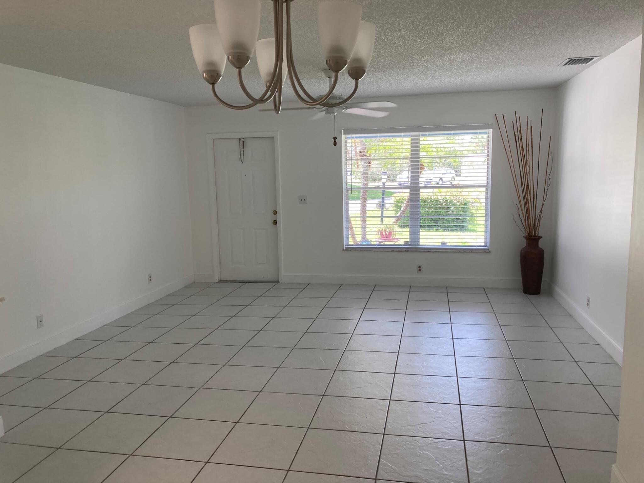 9627 SE Crest Court, Hobe Sound, FL 33455 — photo 5 of 28