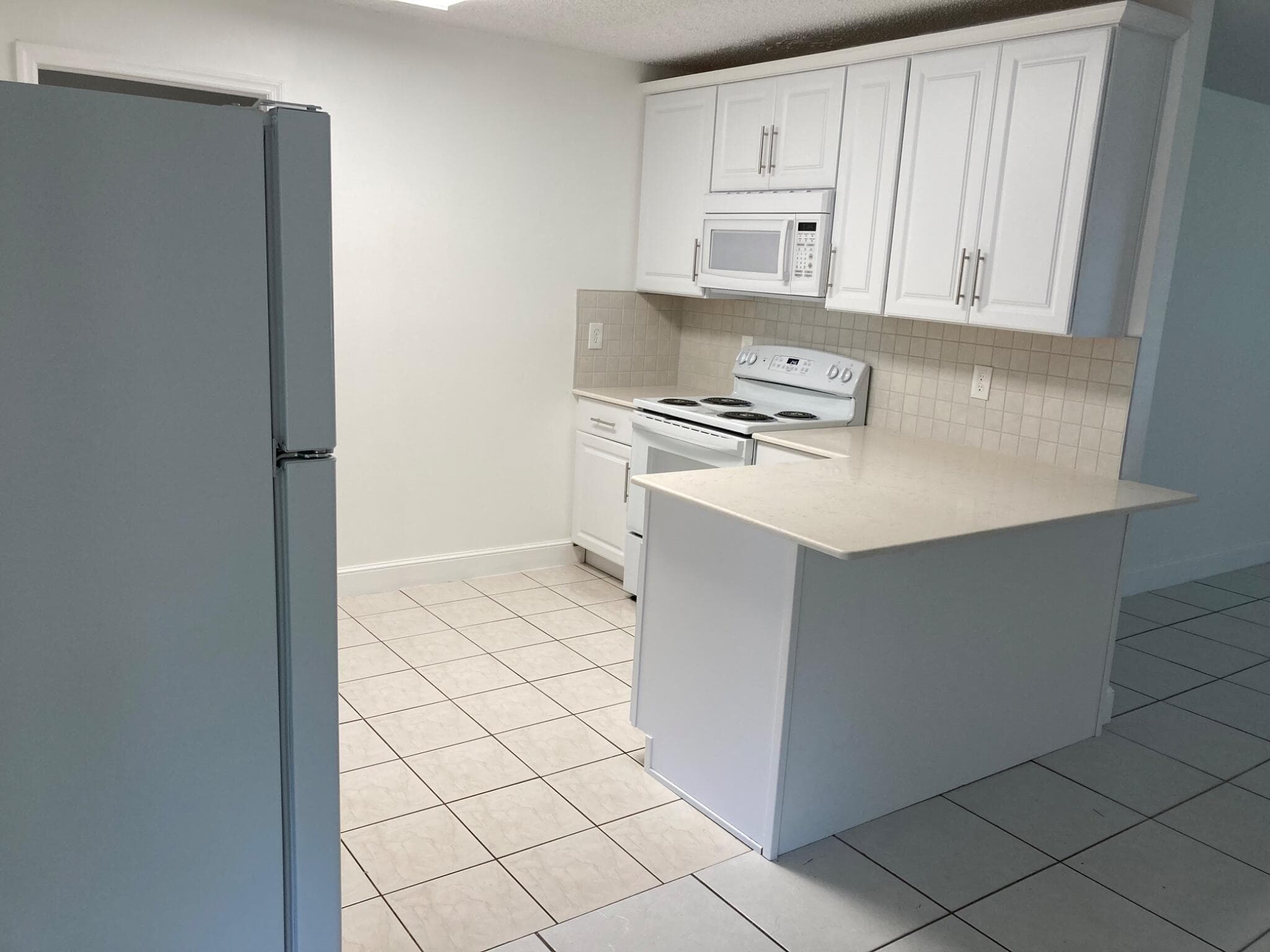 9627 SE Crest Court, Hobe Sound, FL 33455 — photo 6 of 28
