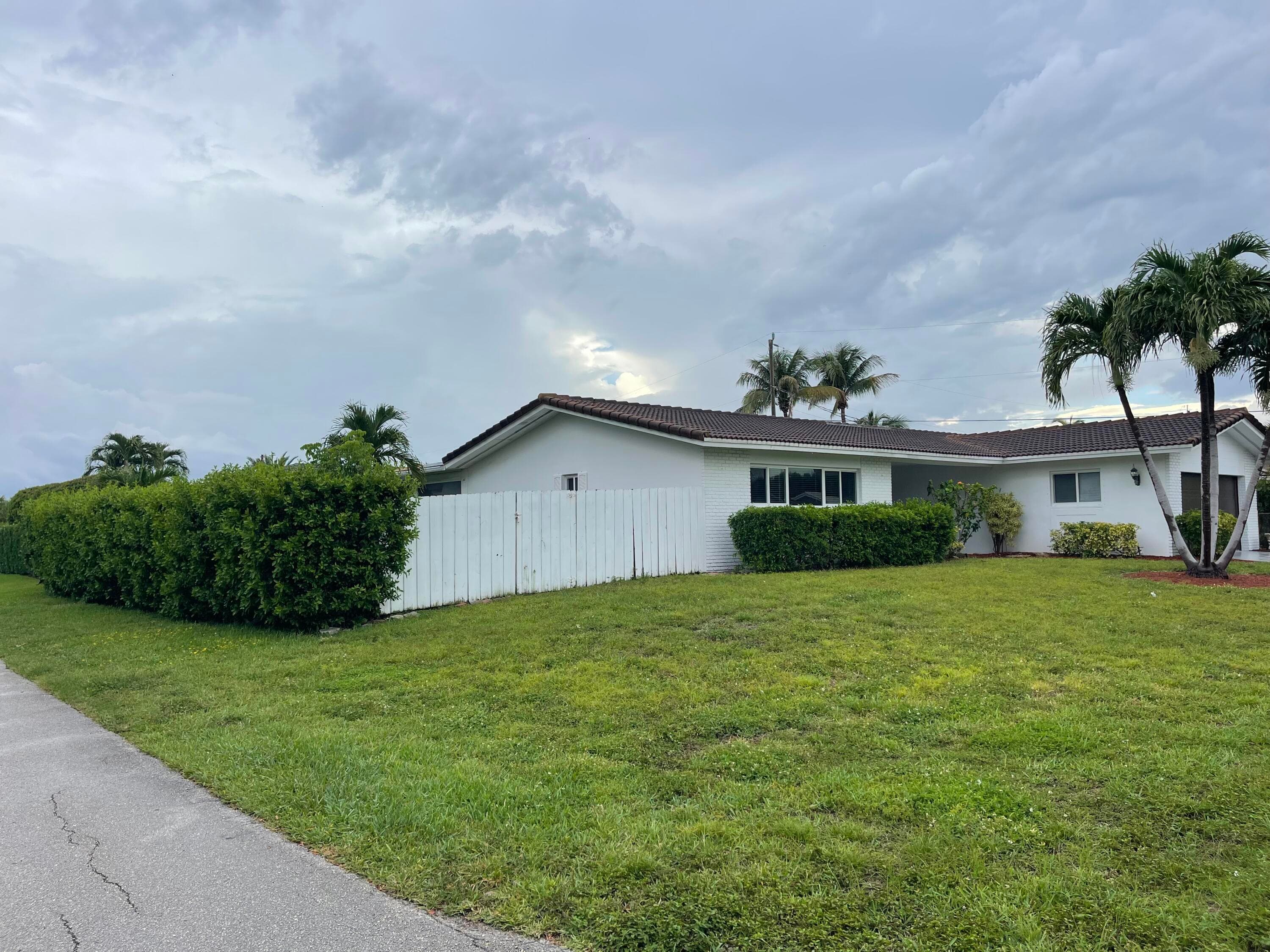 2910 NE 40th Court, Lighthouse Point, FL 33064 — photo 5 of 49