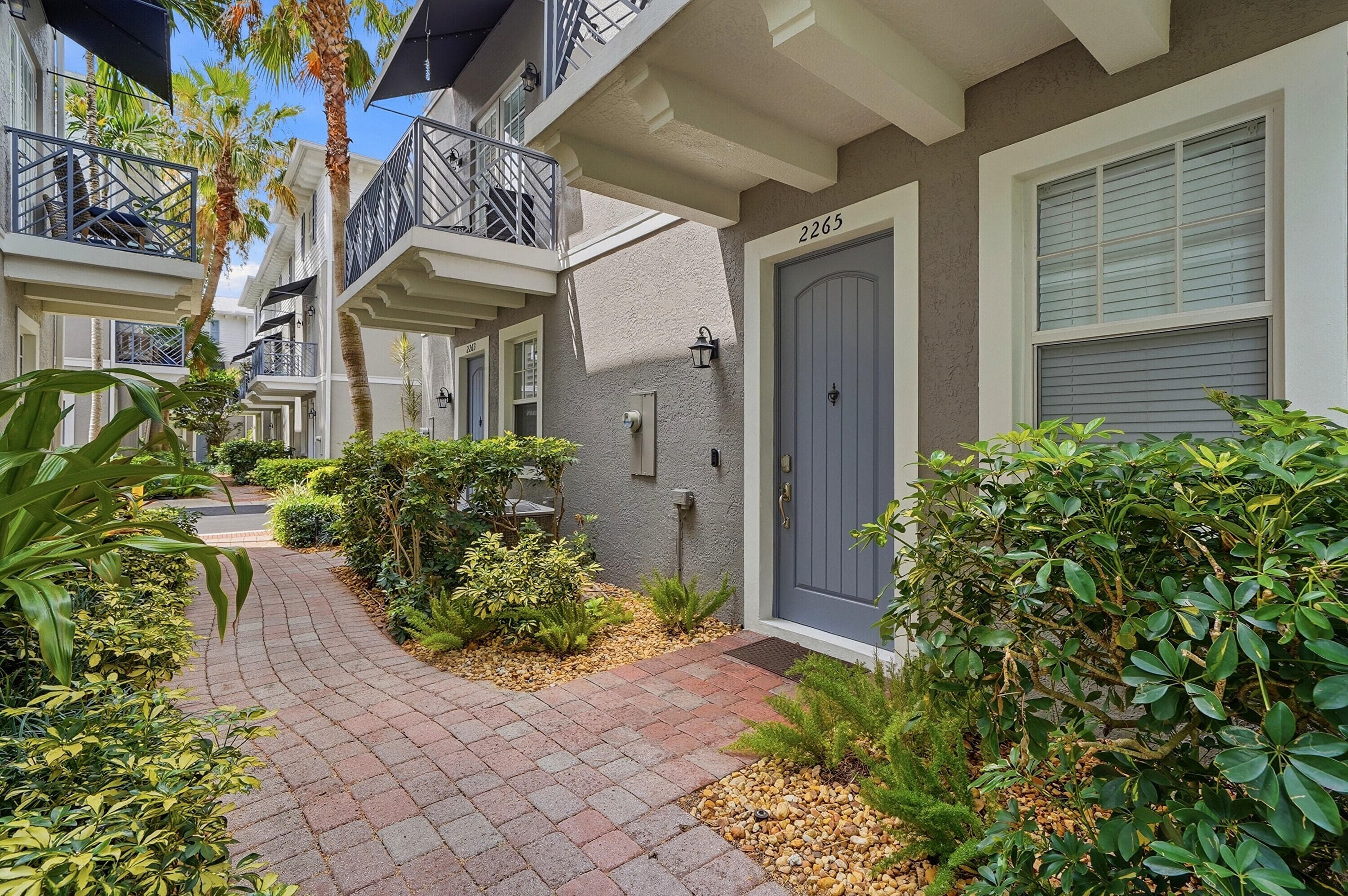 2265 NE 9th Avenue, Wilton Manors, FL 33305 — photo 4 of 50