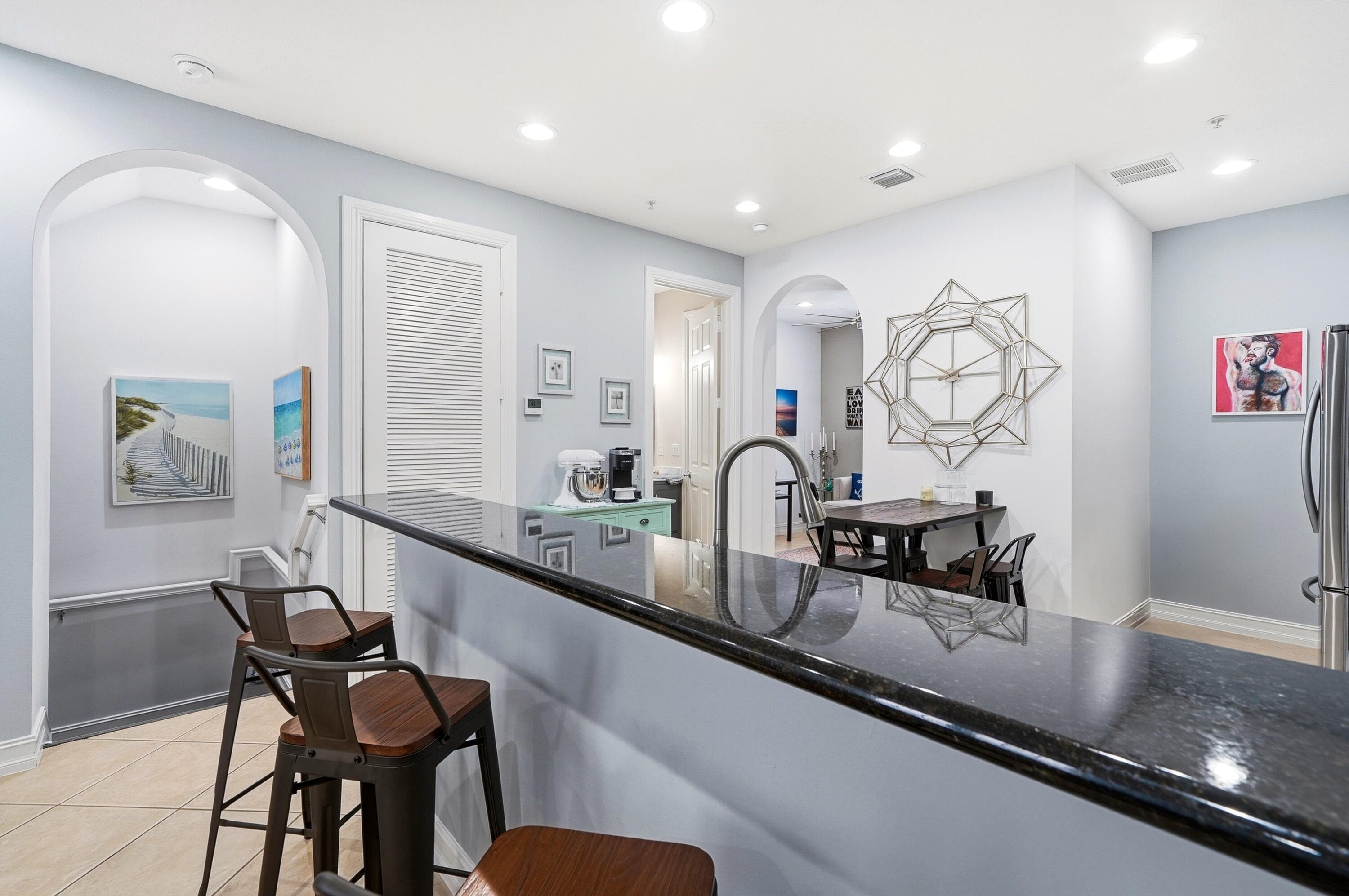 2265 NE 9th Avenue, Wilton Manors, FL 33305 — photo 13 of 50