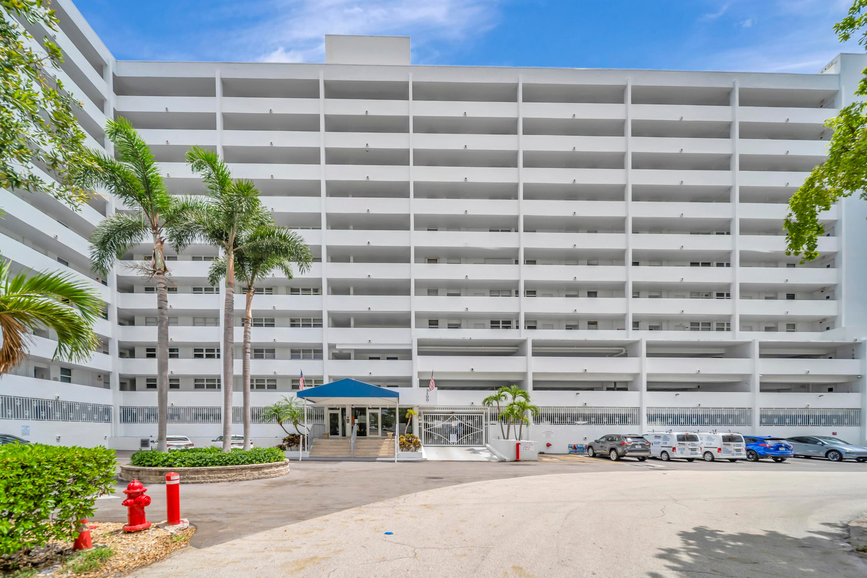 3100 NE 49 Street 403, Fort Lauderdale, FL 33308 — photo 32 of 37