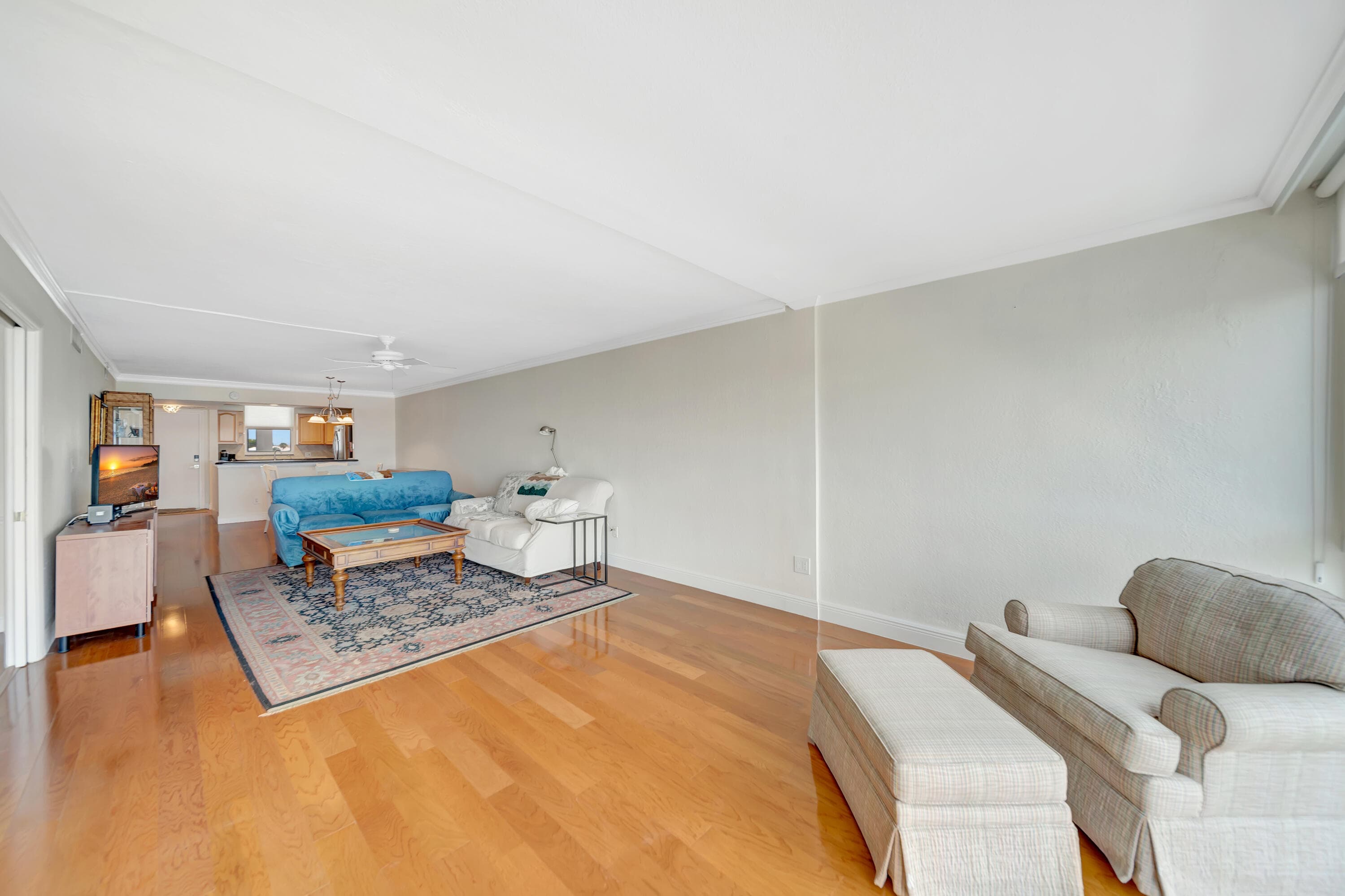 3100 NE 49 Street 403, Fort Lauderdale, FL 33308 — photo 10 of 37