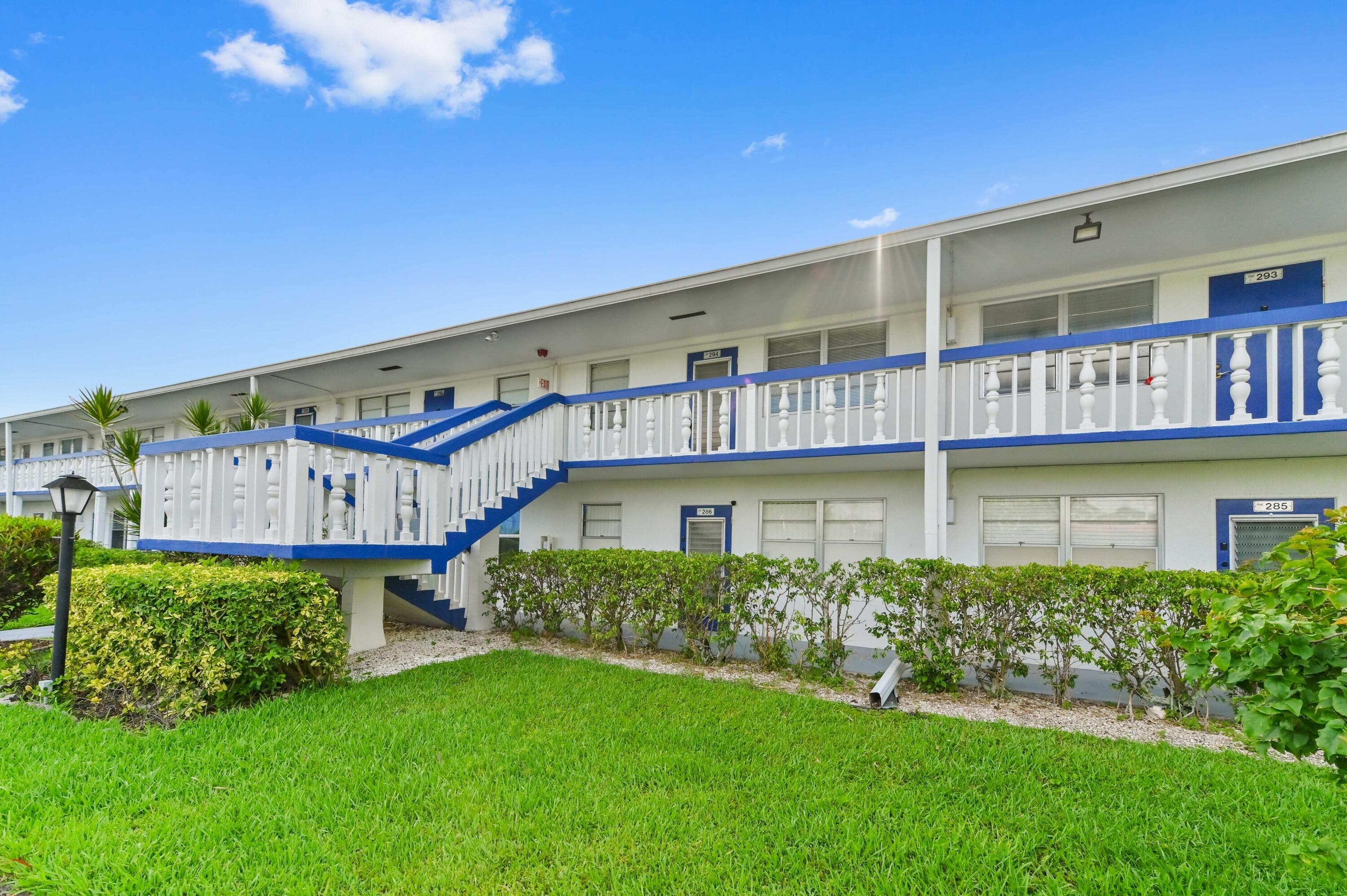294 Prescott O, Deerfield Beach, FL 33442 — photo 3 of 25