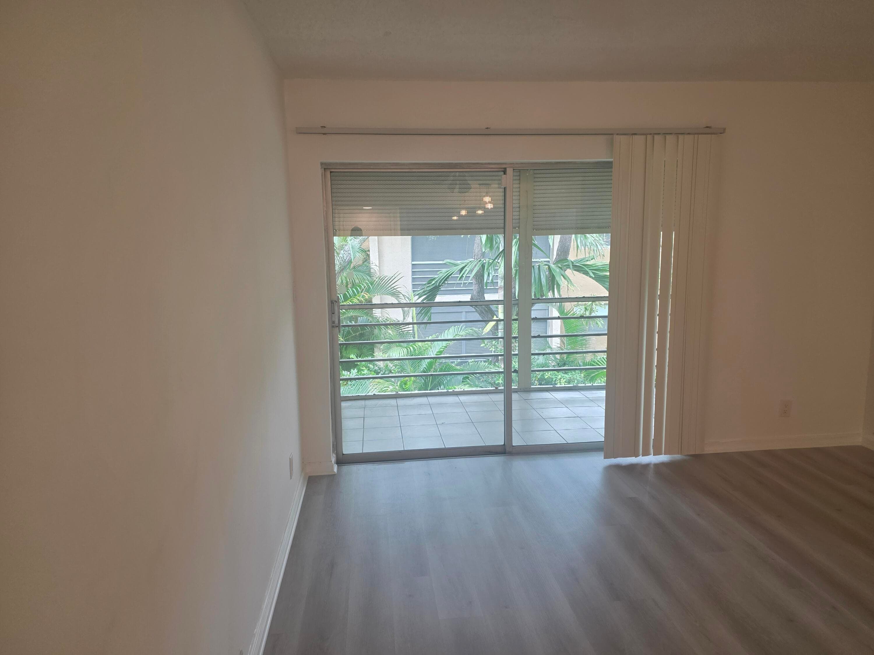 959 SE 2nd Avenue SE 204, Deerfield Beach, FL 33441 — photo 6 of 41