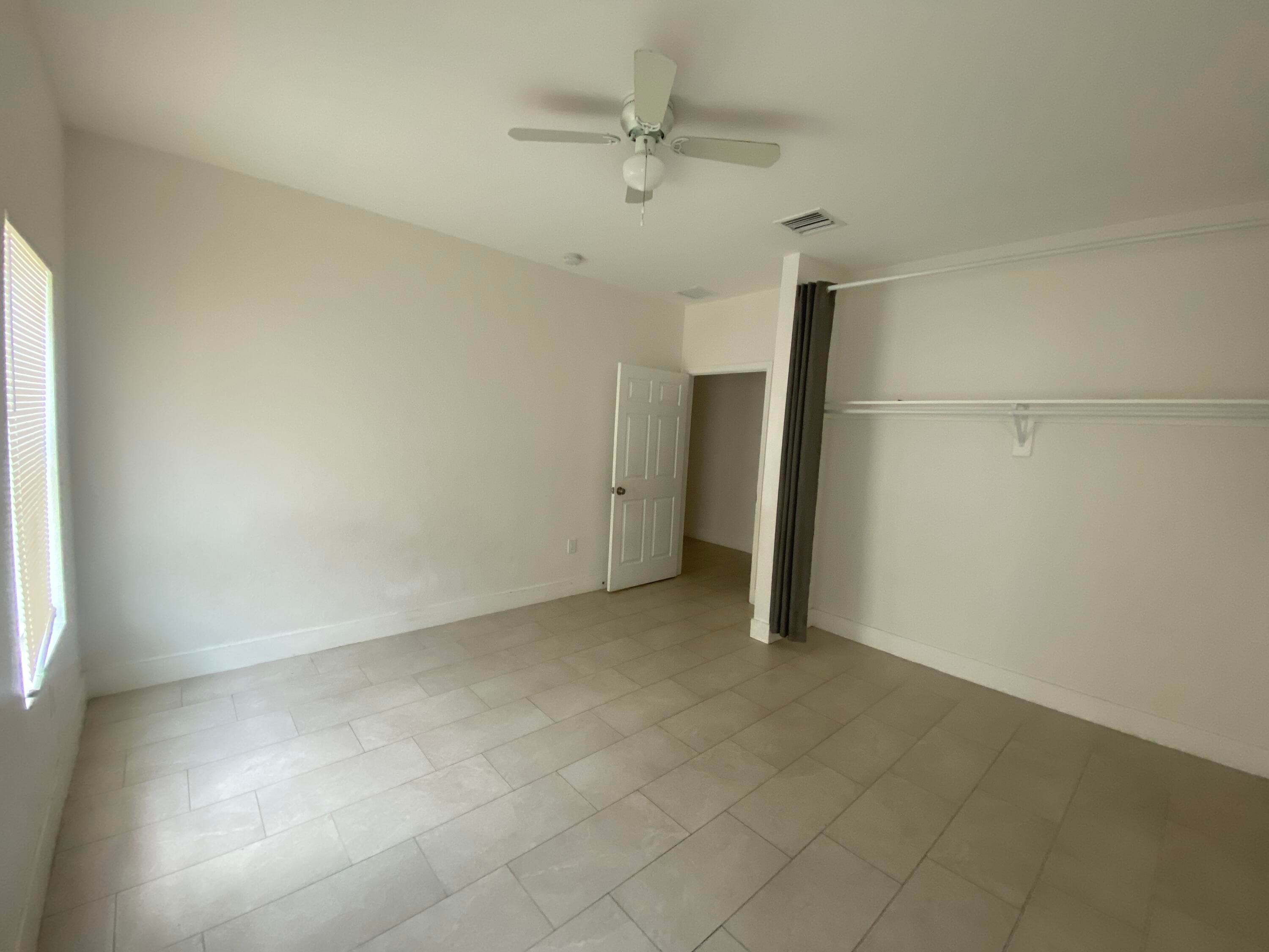 2604 NW 20th Street, Fort Lauderdale, FL 33311 — photo 4 of 17