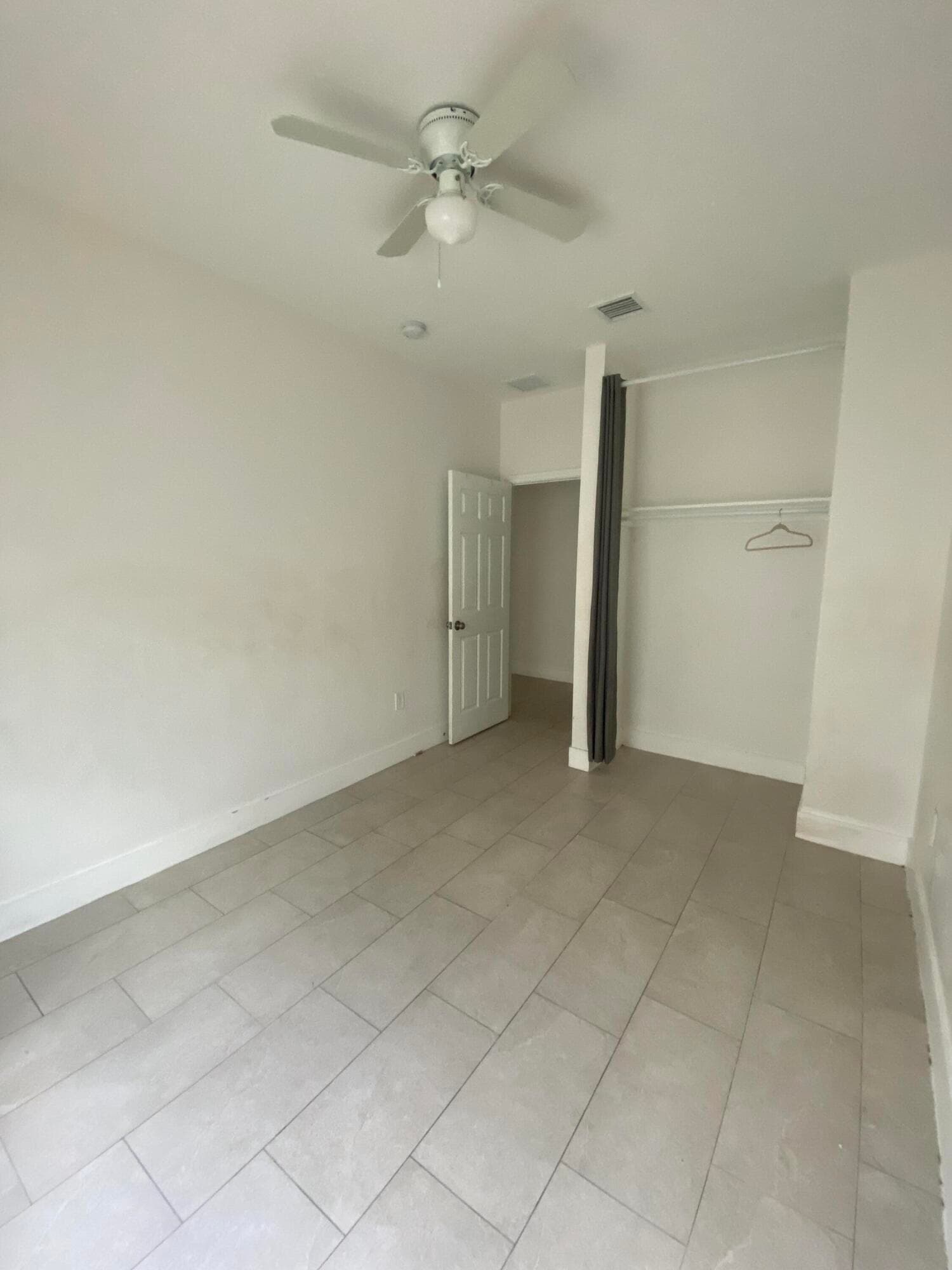 2604 NW 20th Street, Fort Lauderdale, FL 33311 — photo 8 of 17