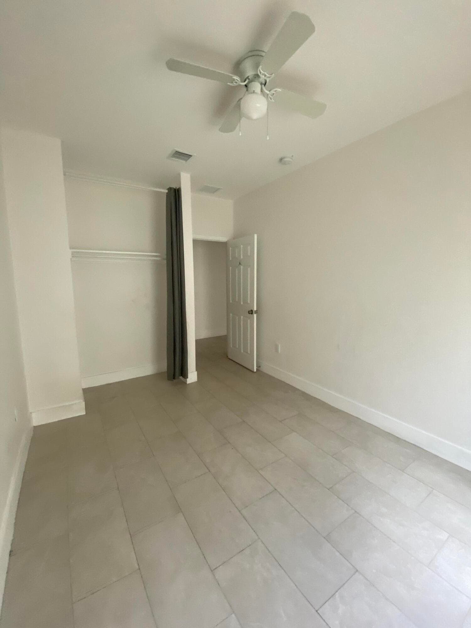 2604 NW 20th Street, Fort Lauderdale, FL 33311 — photo 6 of 17