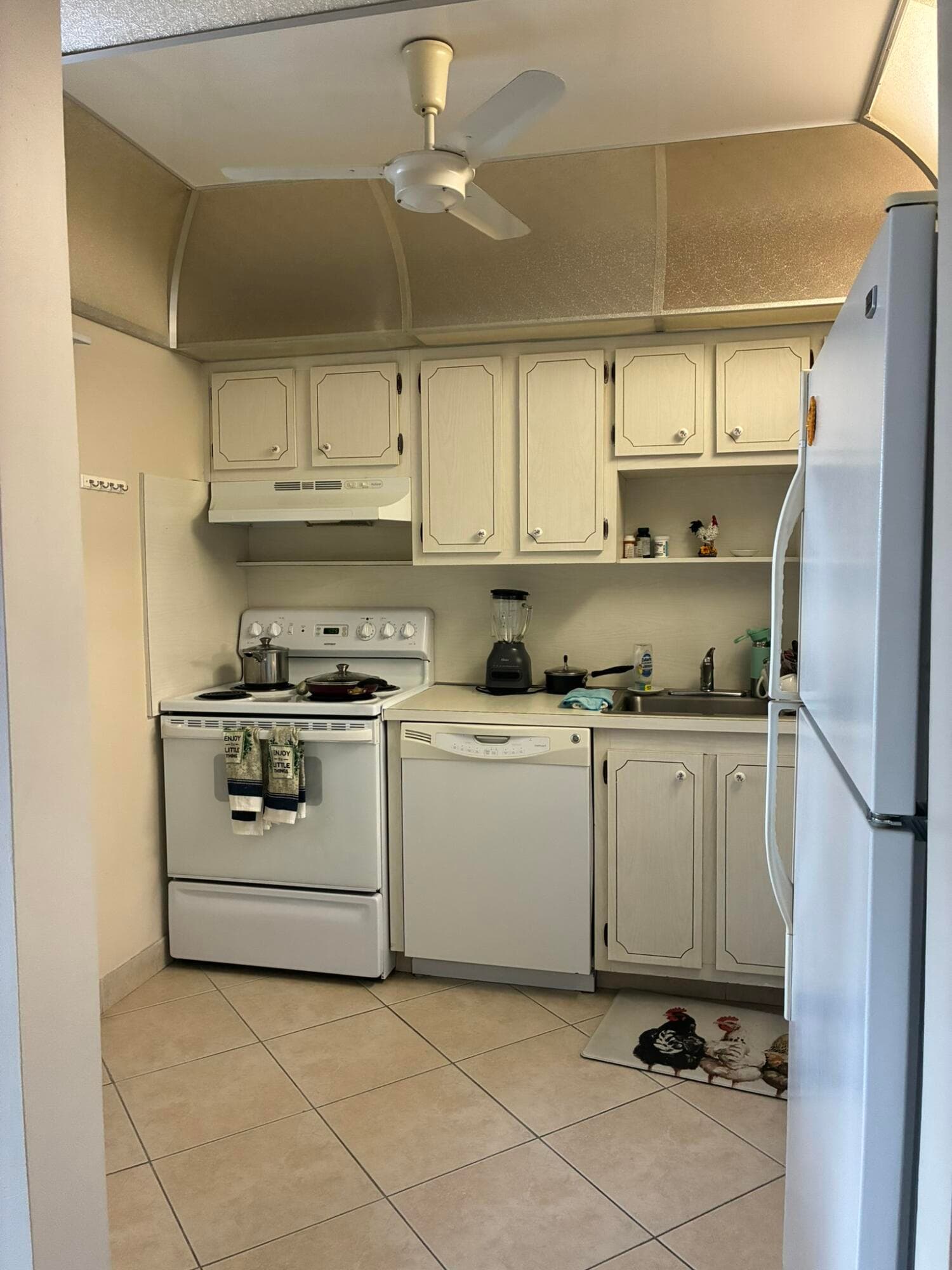 7360 NW 1st Street NW 208, Margate, FL 33063 — photo 6 of 11