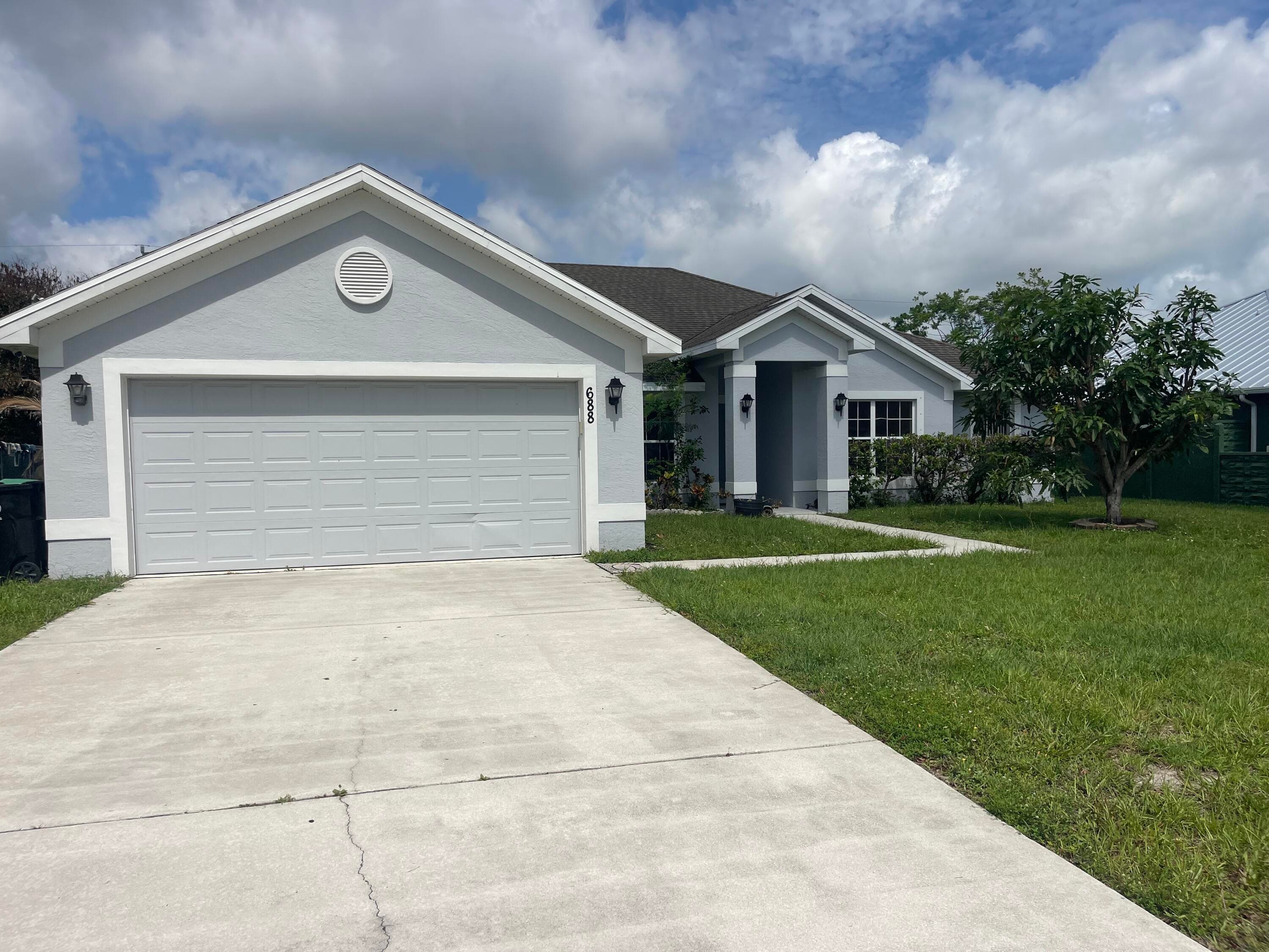 688 SW Heather Street, Port St. Lucie, FL 34983 — photo 2 of 19