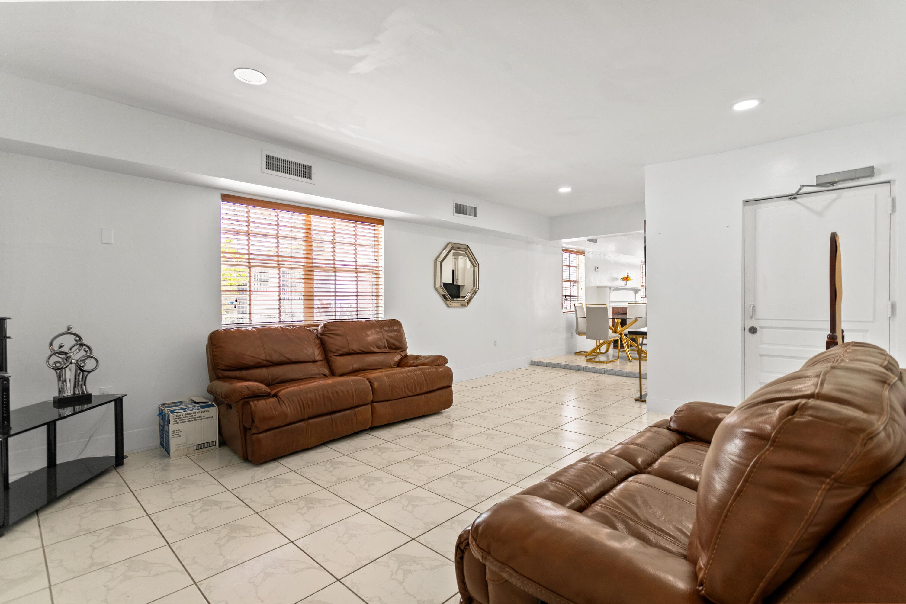 1450 W 37th Street, Hialeah, FL 33012 — photo 19 of 61
