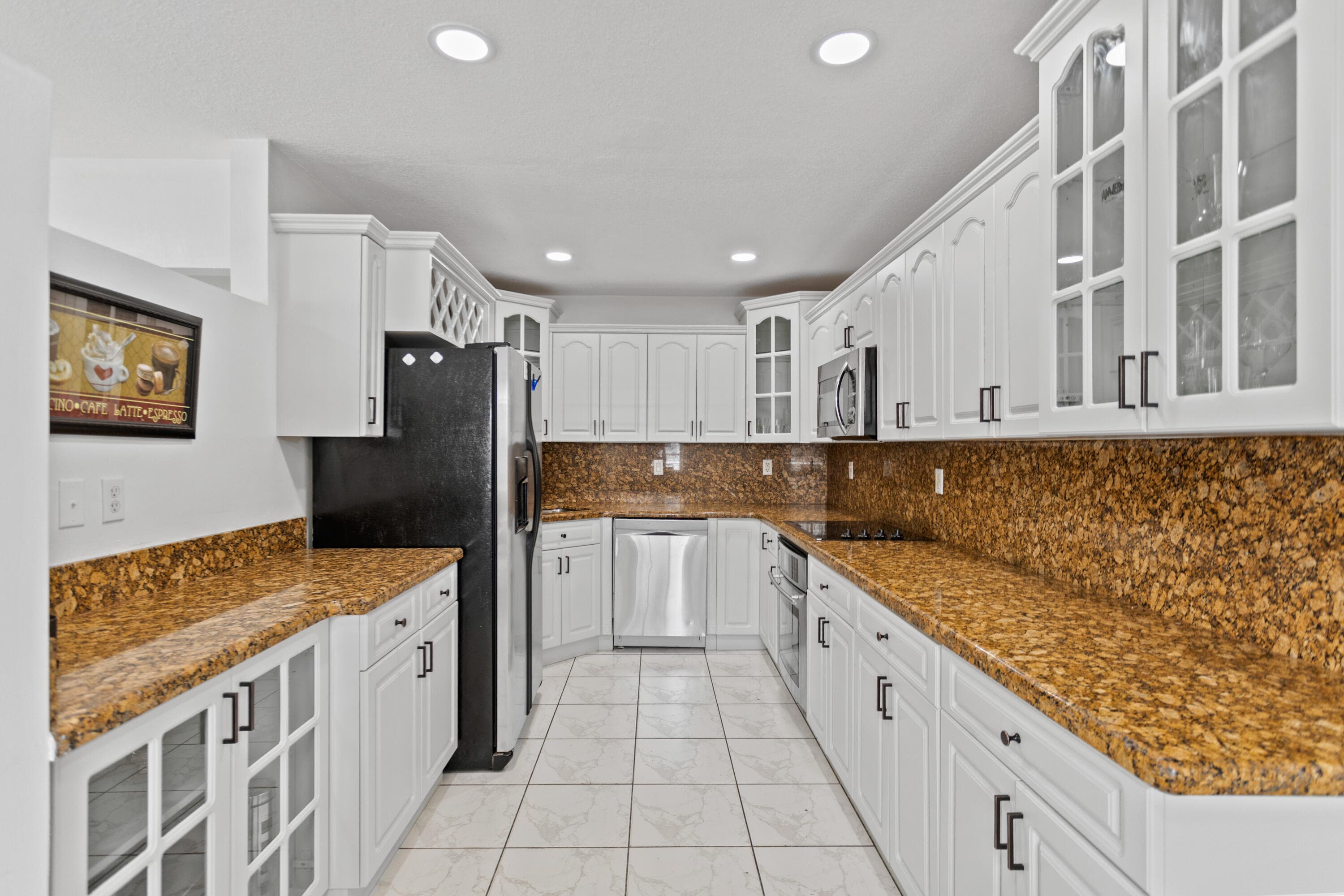 1450 W 37th Street, Hialeah, FL 33012 — photo 22 of 61
