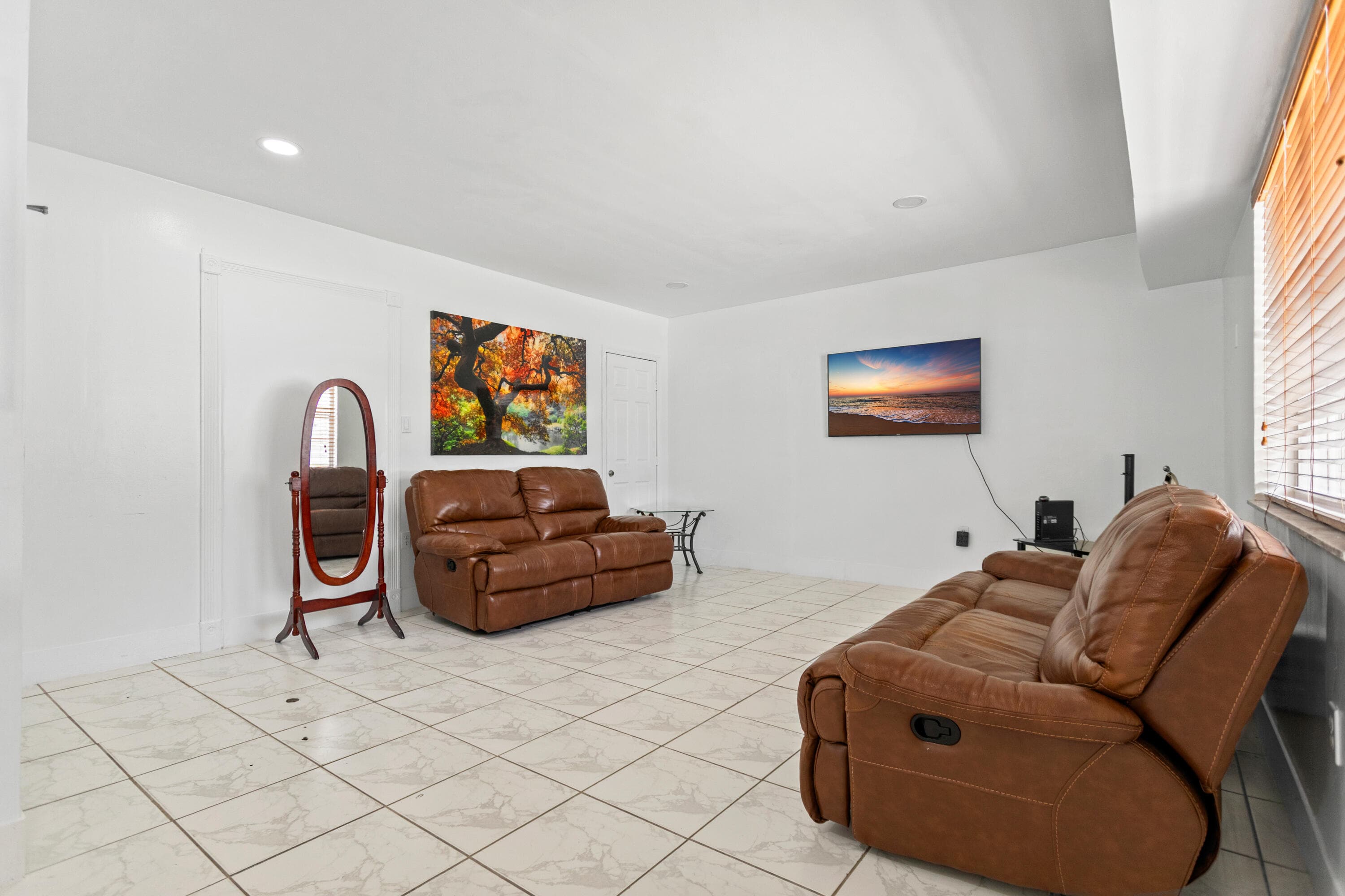 1450 W 37th Street, Hialeah, FL 33012 — photo 18 of 61
