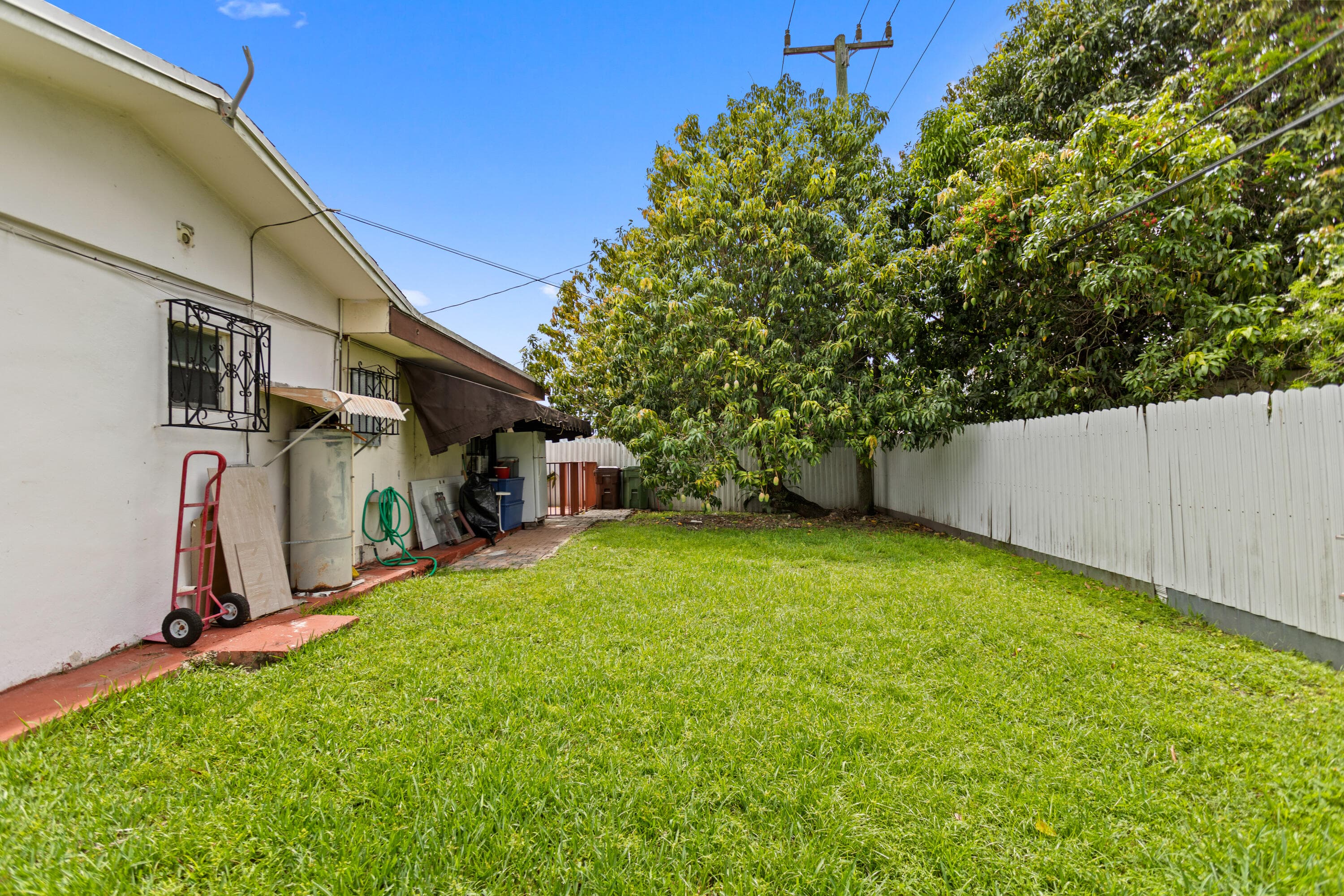 1450 W 37th Street, Hialeah, FL 33012 — photo 57 of 61