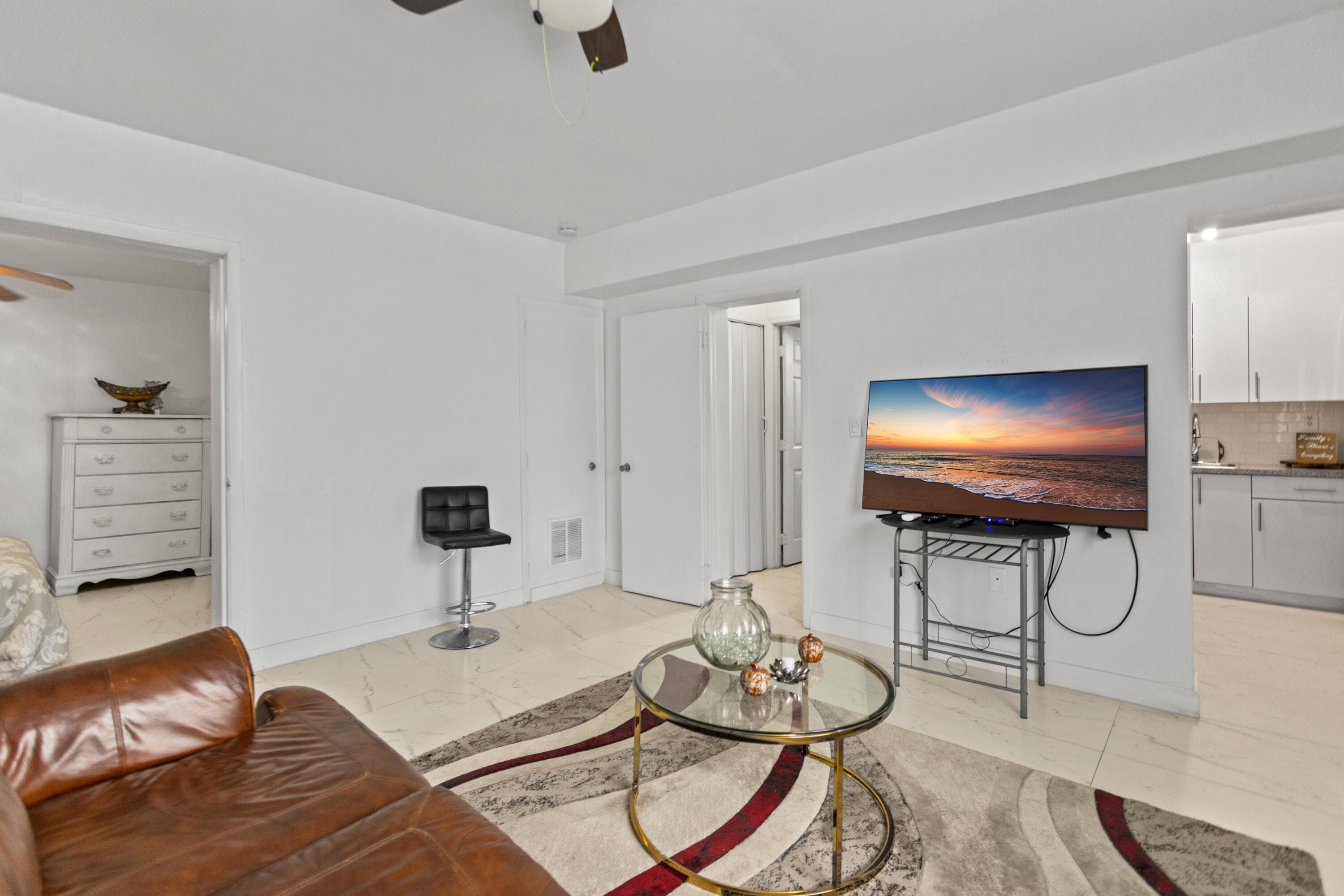 1450 W 37th Street, Hialeah, FL 33012 — photo 17 of 61