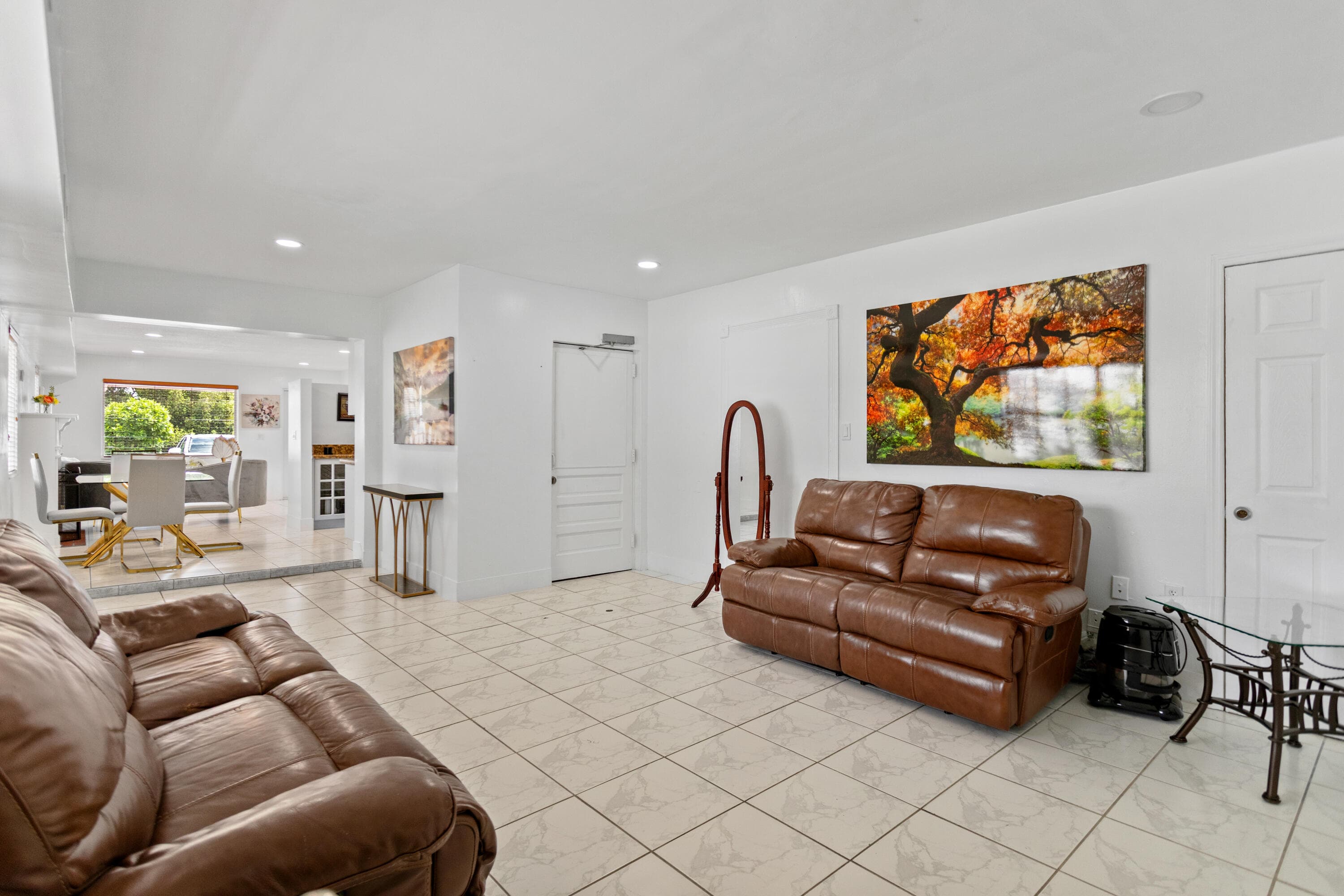 1450 W 37th Street, Hialeah, FL 33012 — photo 13 of 61