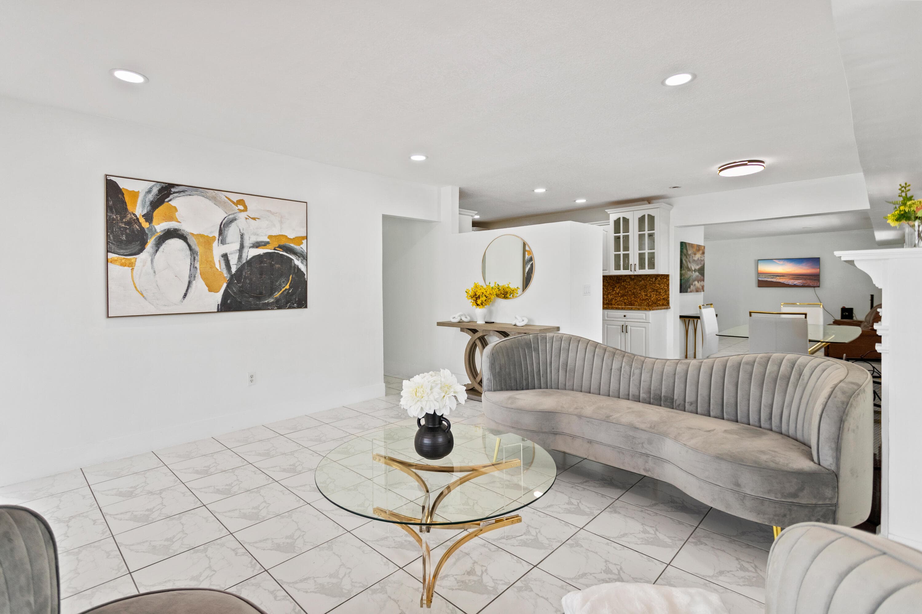1450 W 37th Street, Hialeah, FL 33012 — photo 8 of 61