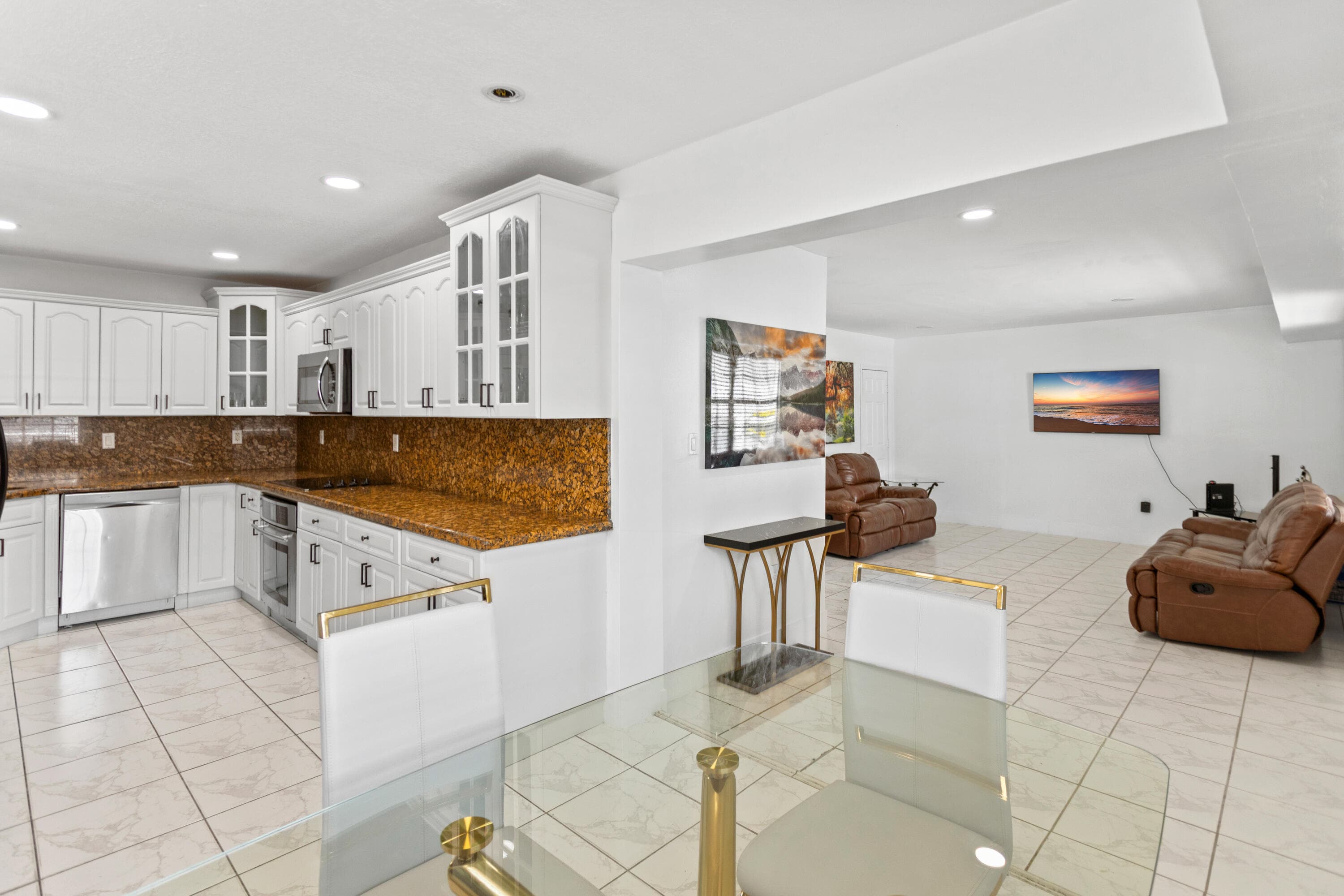 1450 W 37th Street, Hialeah, FL 33012 — photo 23 of 61