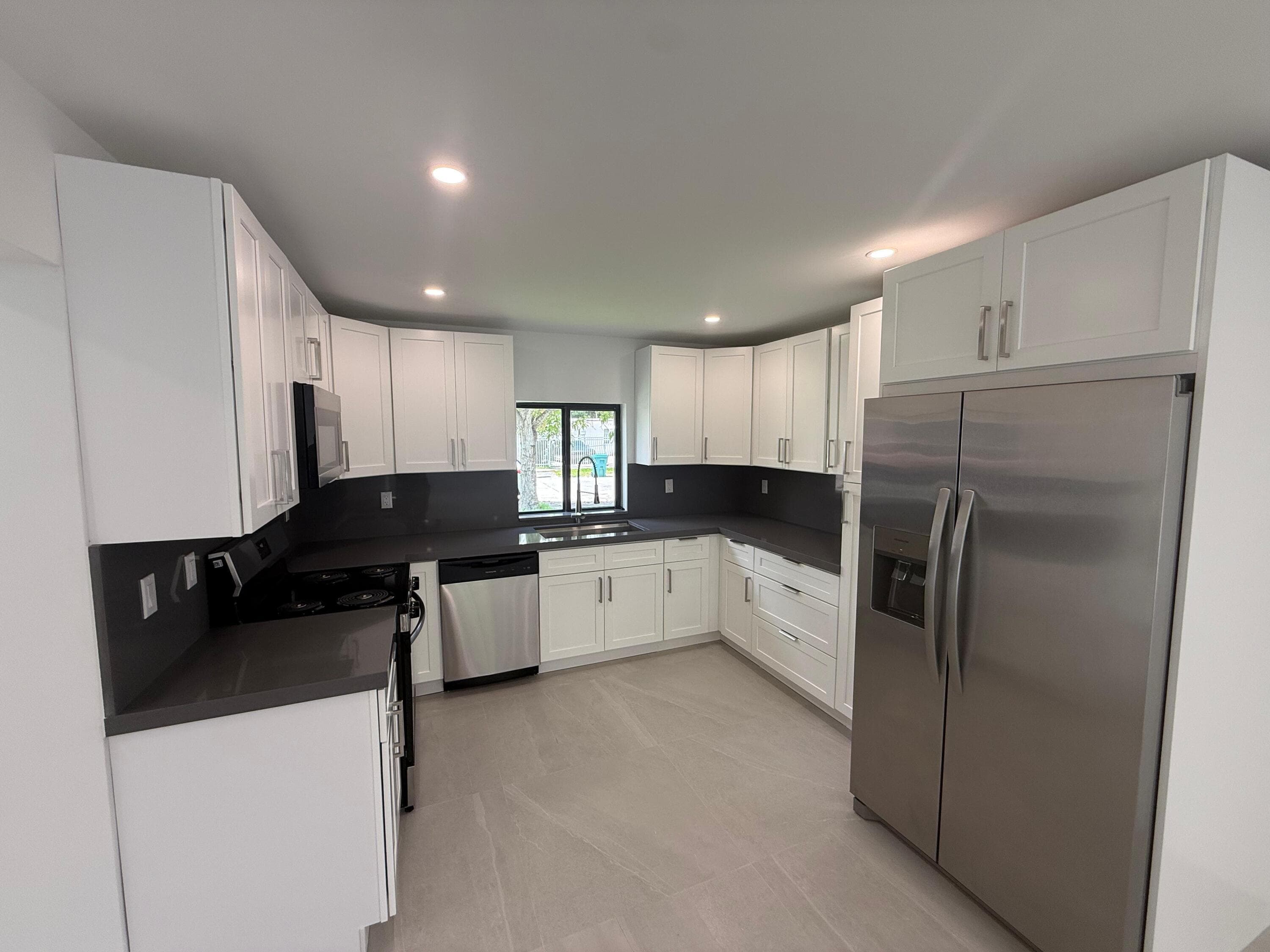 15495 Harrison Drive, Homestead, FL 33033 — photo 5 of 31