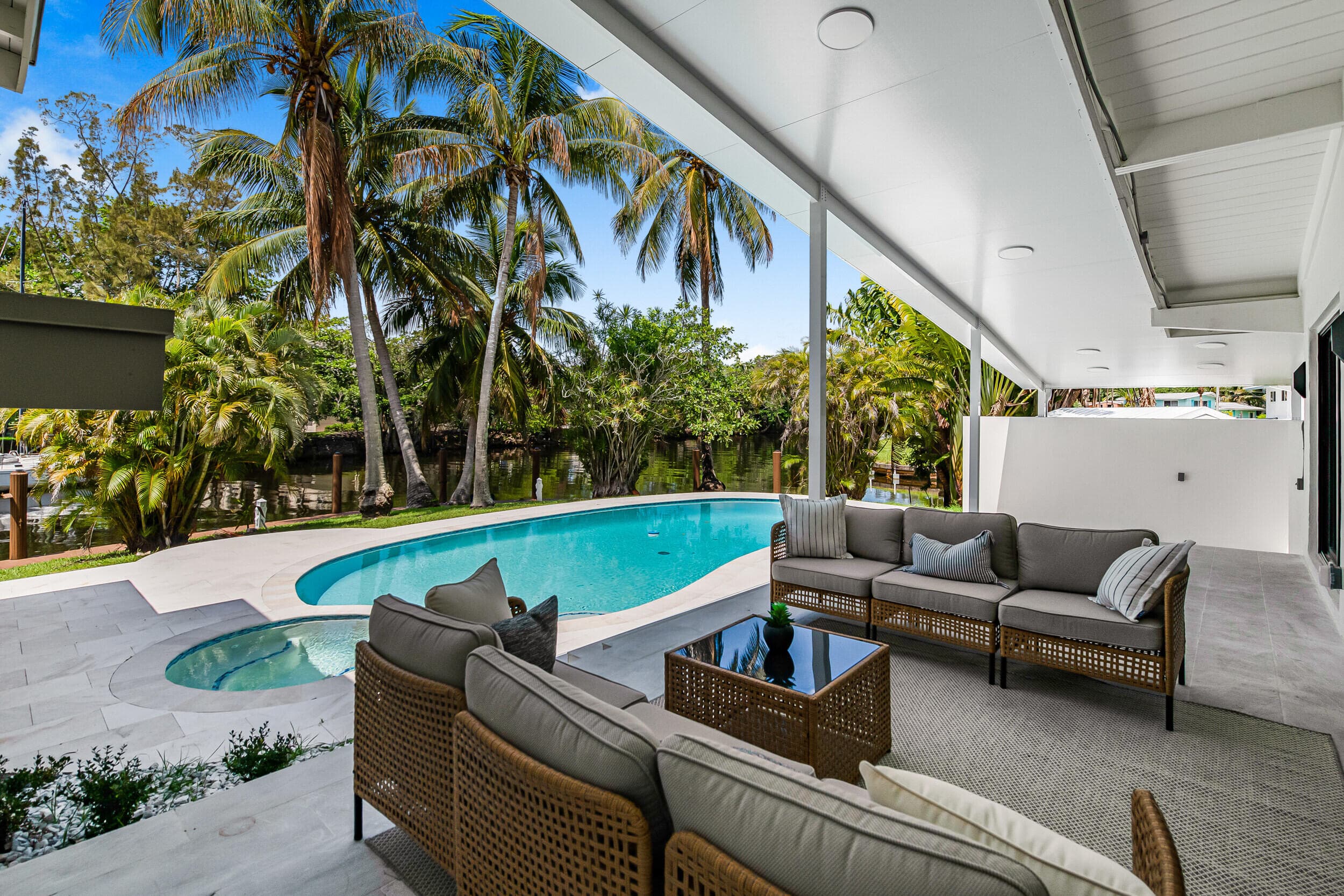 2637 Sugarloaf Lane, Fort Lauderdale, FL 33312 — photo 4 of 40