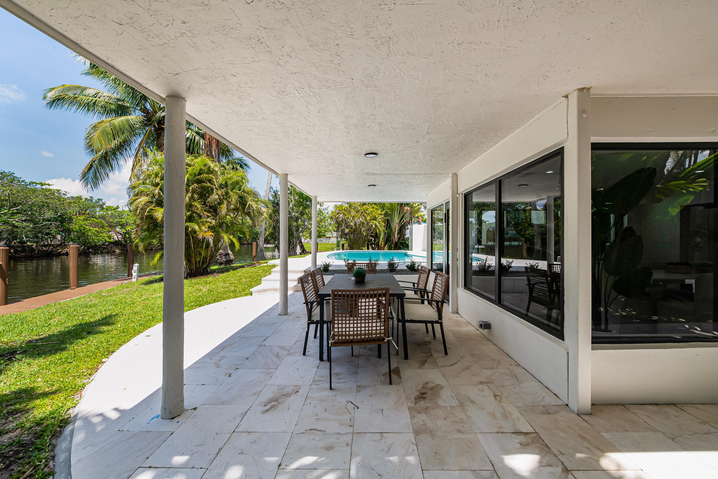 2637 Sugarloaf Lane, Fort Lauderdale, FL 33312 — photo 5 of 40