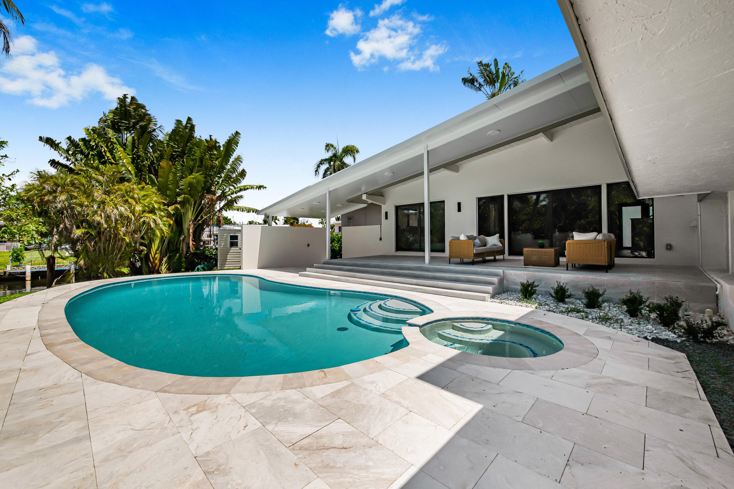 2637 Sugarloaf Lane, Fort Lauderdale, FL 33312 — photo 3 of 40