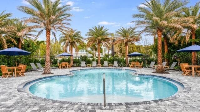 1807 Sanderling Drive, Deerfield Beach, FL 33442 — photo 7 of 8