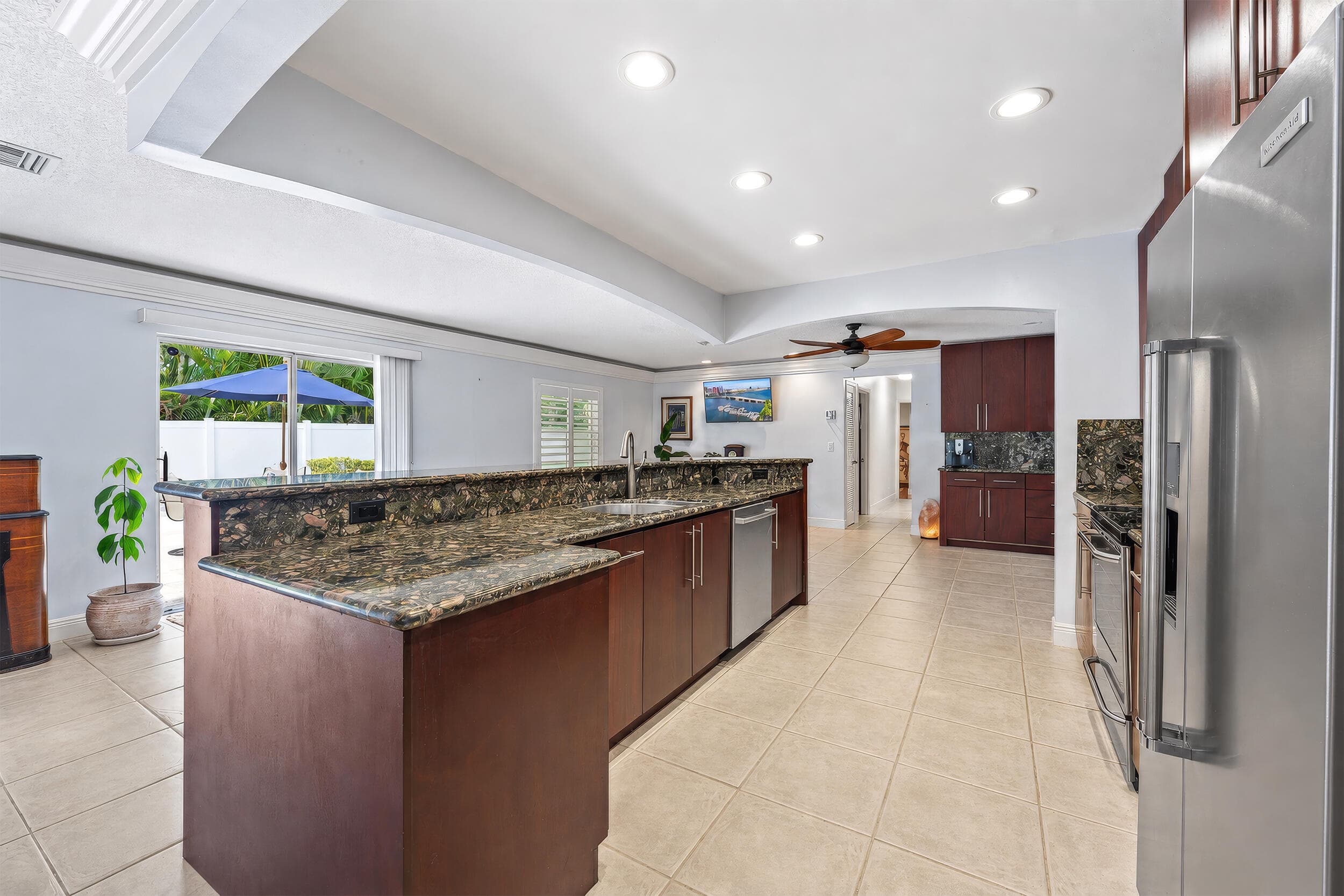 2442 Snug Harbor Drive, Palm Beach Gardens, FL 33410 — photo 8 of 30