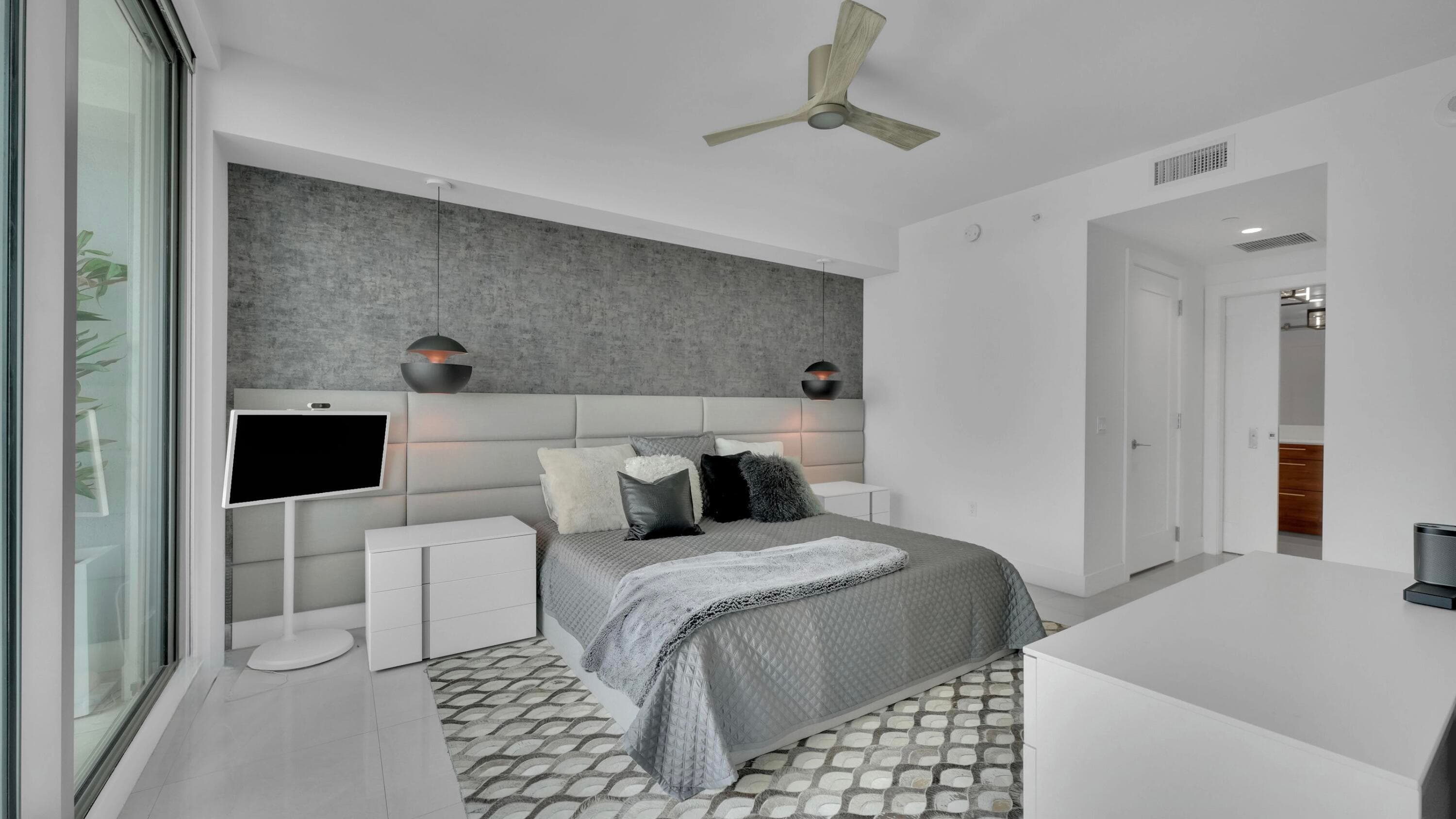 100 E Las Olas Boulevard 2802, Fort Lauderdale, FL 33301 — photo 21 of 56