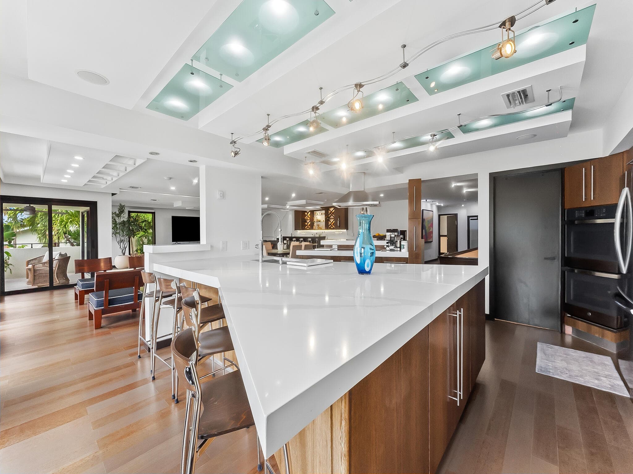 76 Isle Of Venice Drive G, Fort Lauderdale, FL 33301 — photo 13 of 35
