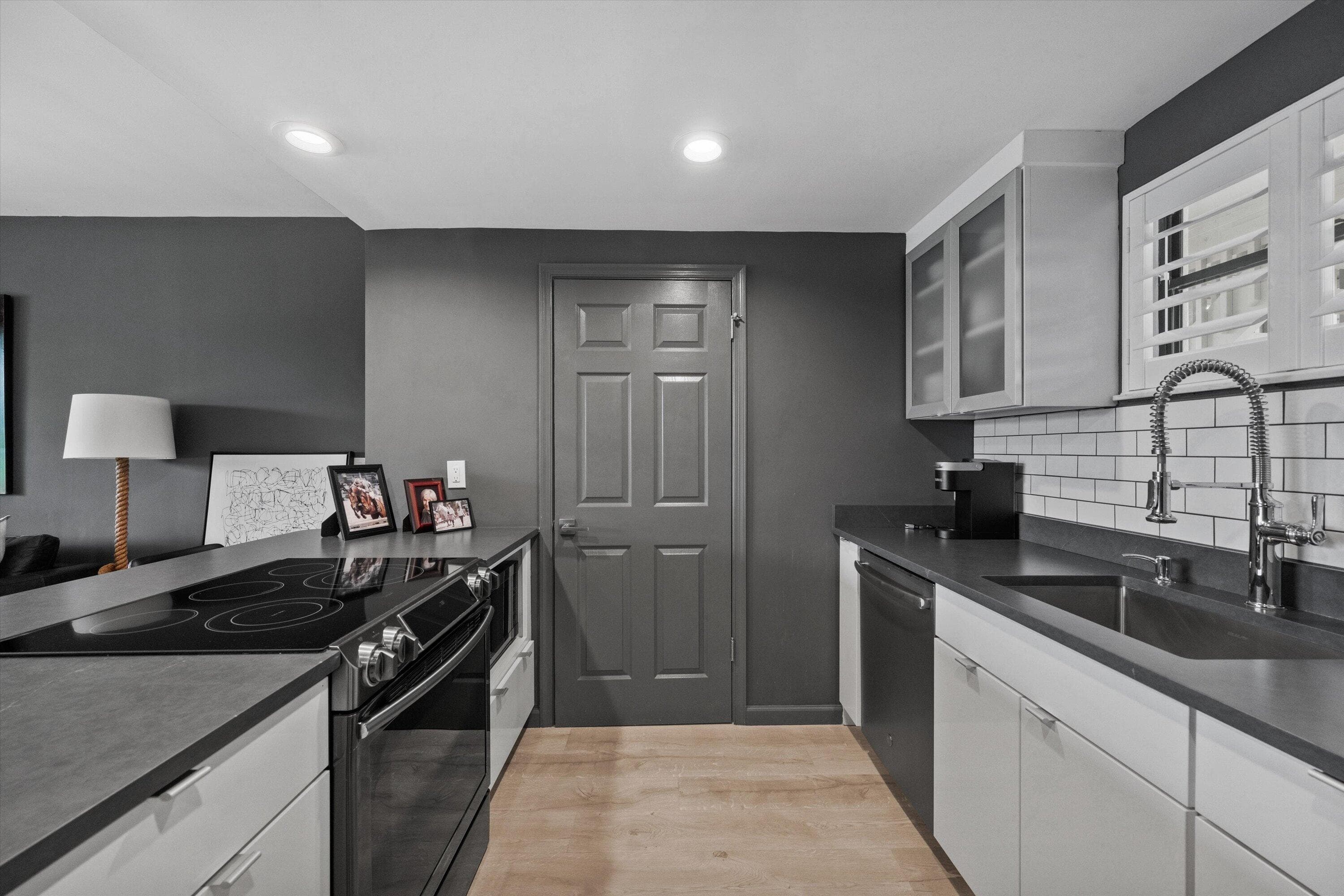11842 Pebblewood Drive 101, Wellington, FL 33414 — photo 4 of 13
