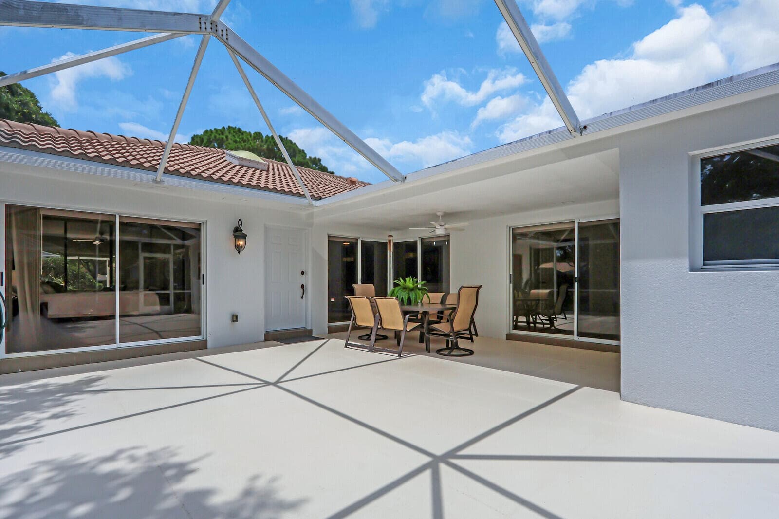 7904 Chapman Oak Court, Palm Beach Gardens, FL 33410 — photo 3 of 26