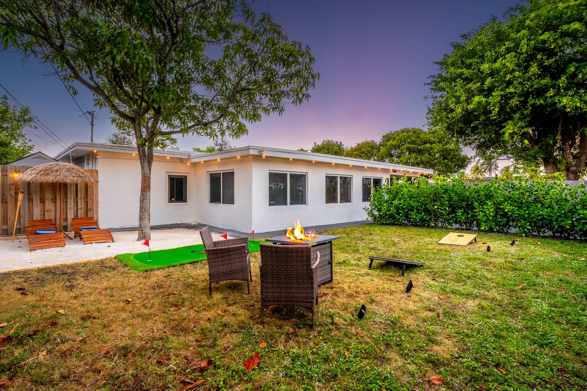 3961 NE 10th Avenue, Oakland Park, FL 33334 — photo 7 of 48