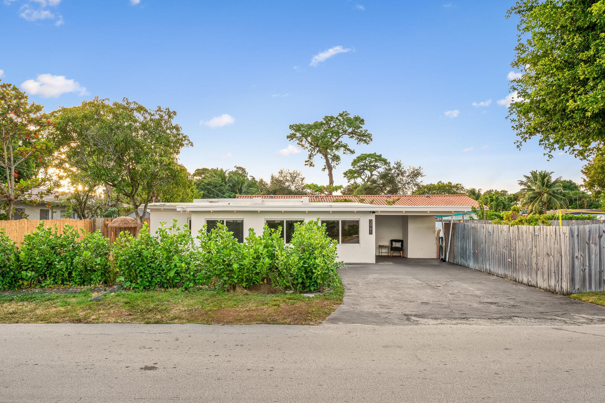 3961 NE 10th Avenue, Oakland Park, FL 33334 — photo 43 of 48