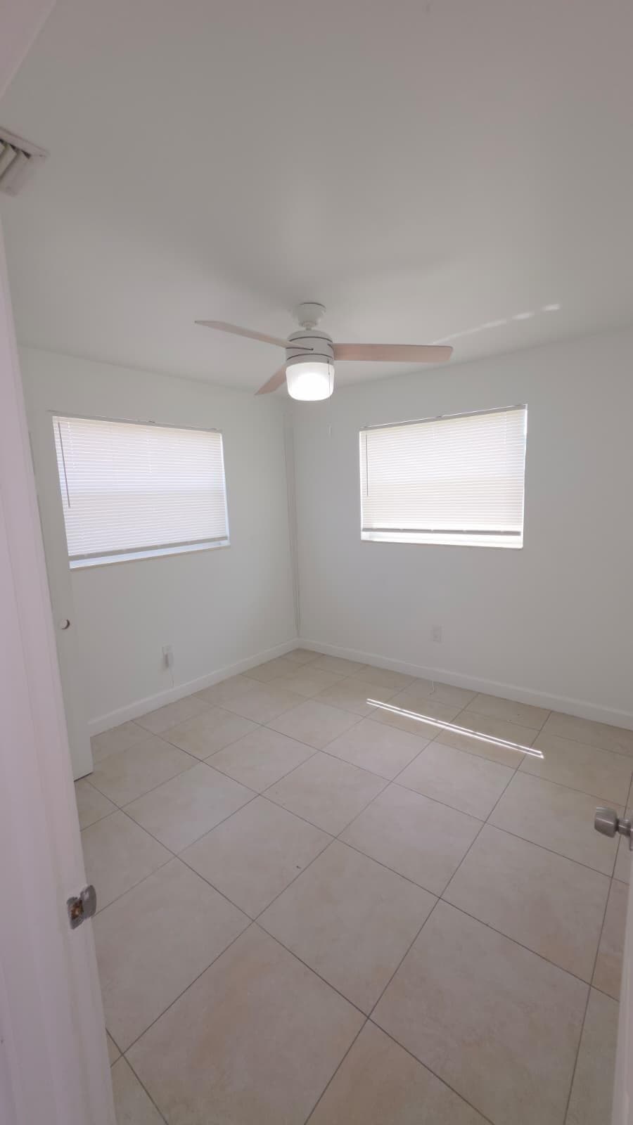 3251 NW 13th Court, Fort Lauderdale, FL 33311 — photo 12 of 15