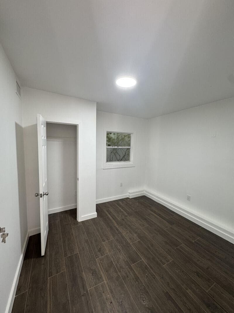 261 NW 81st Street B, Miami, FL 33150 — photo 2 of 11