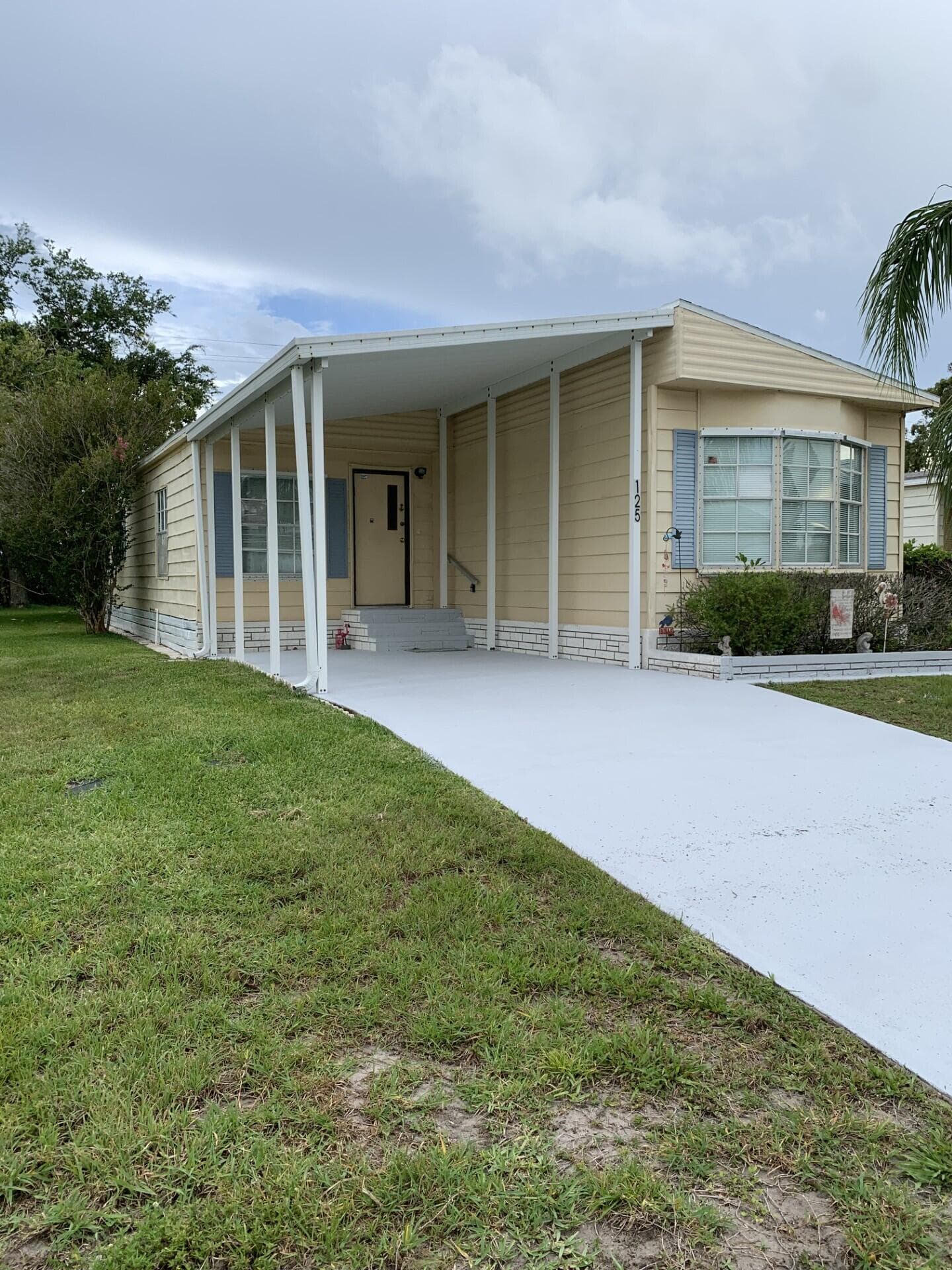 125 E Caribbean, Port St. Lucie, FL 34952 — photo 4 of 33
