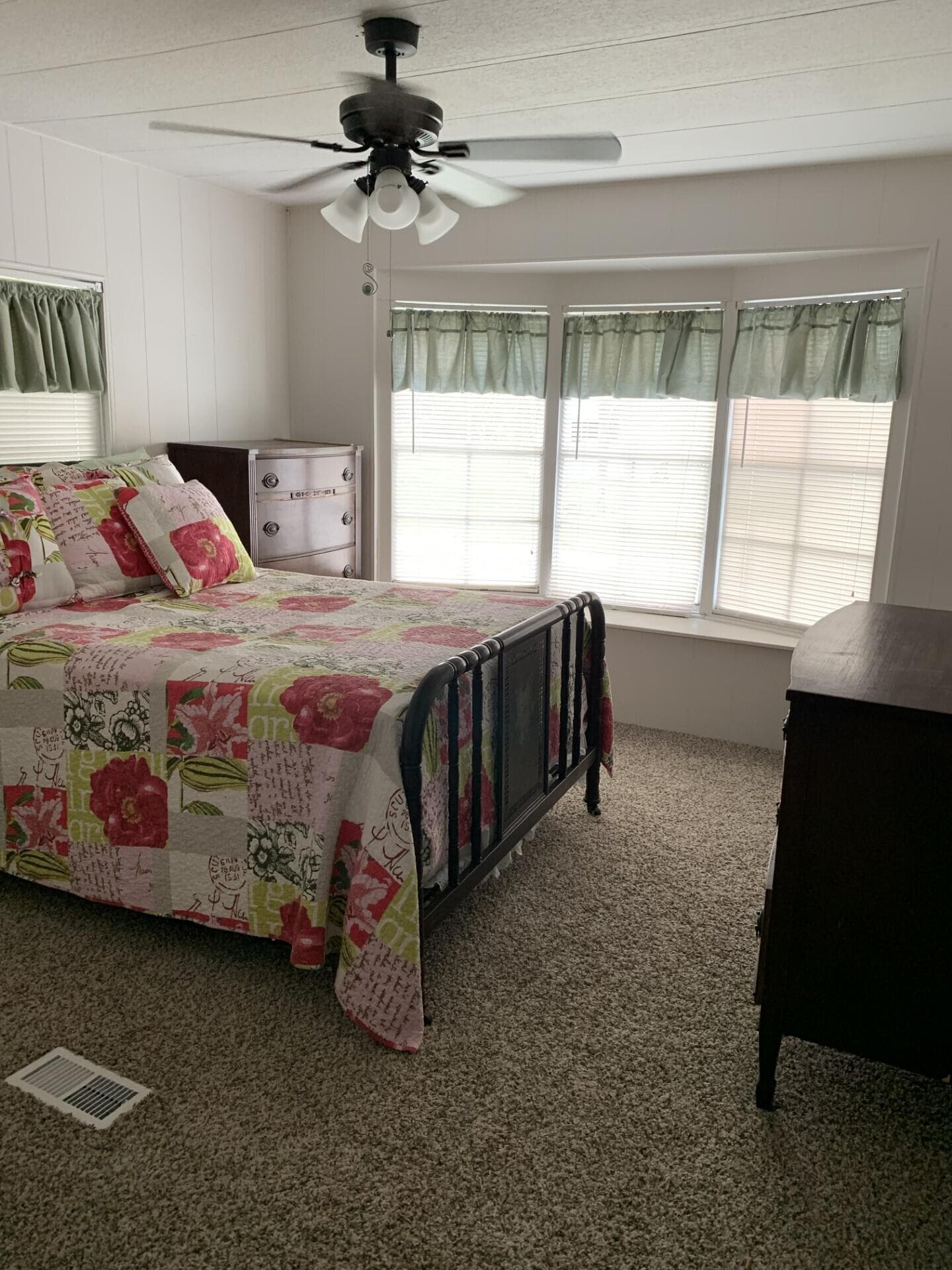 125 E Caribbean, Port St. Lucie, FL 34952 — photo 16 of 33