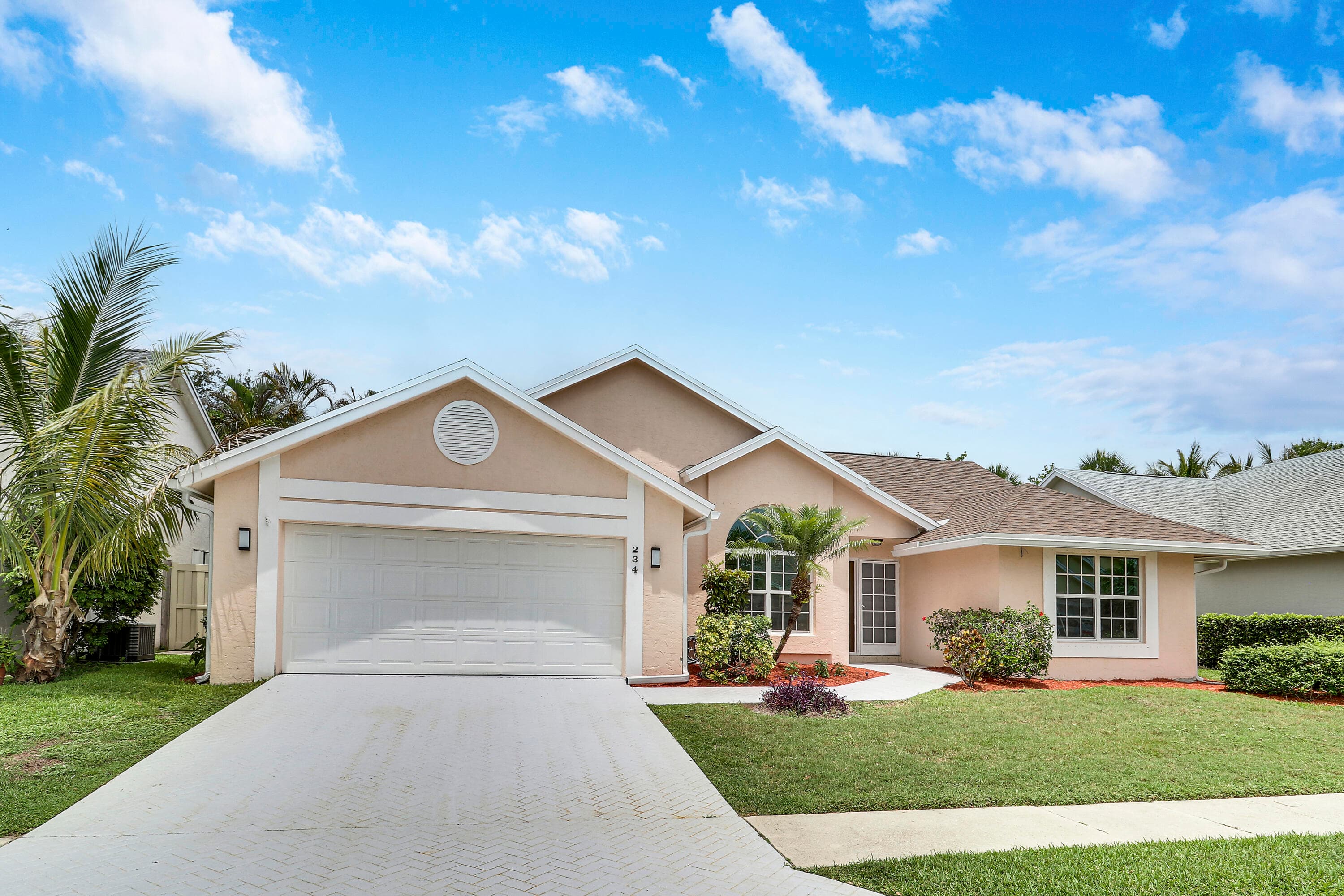 234 Moccasin Trail W, Jupiter, FL 33458 — photo 3 of 25